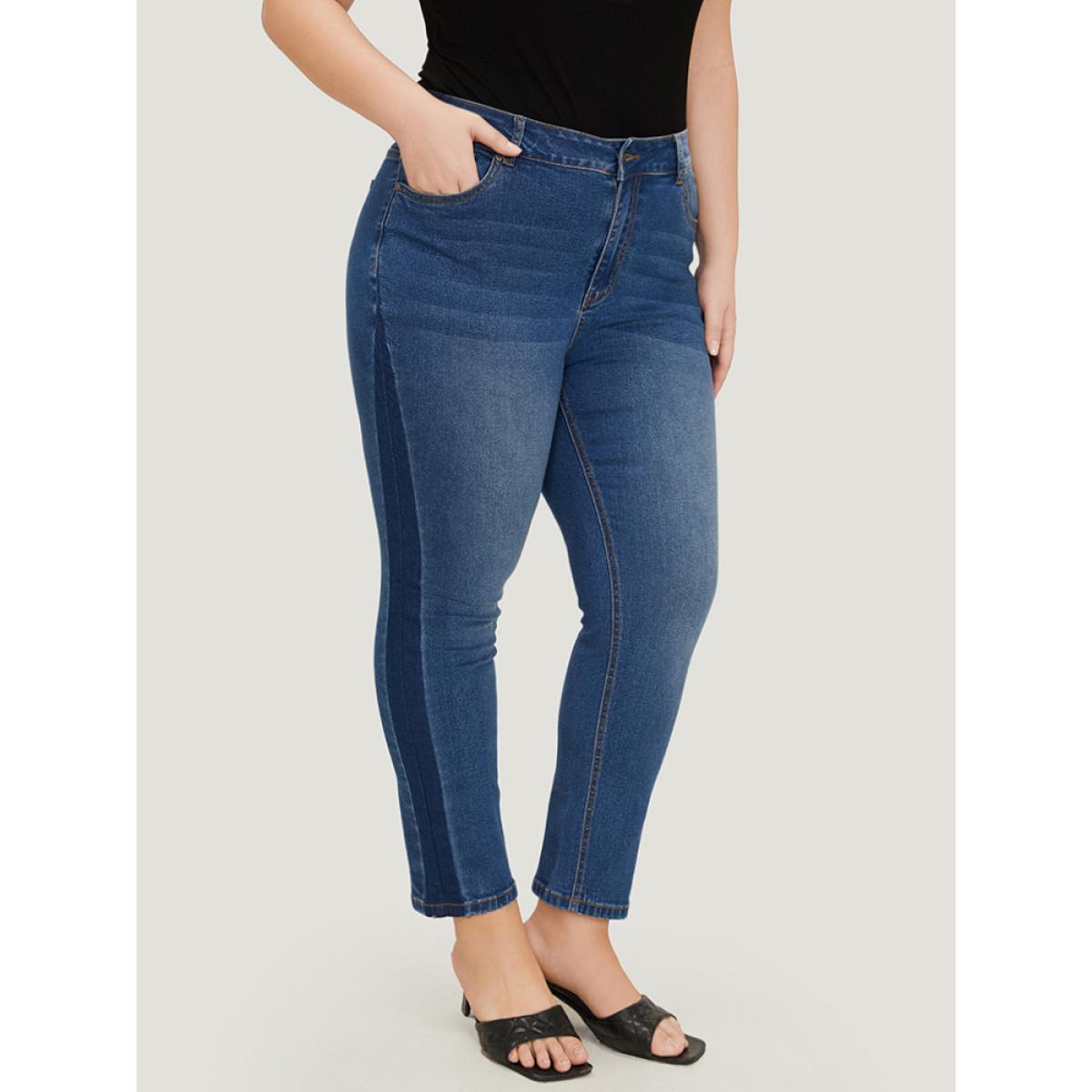 Plus Size Very Stretchy High Rise Medium Wash Contrast Patchwork Jeans Women Blue Casual Patchwork Contrast High stretch Pocket Jeans BloomChic 26/4X Product Image