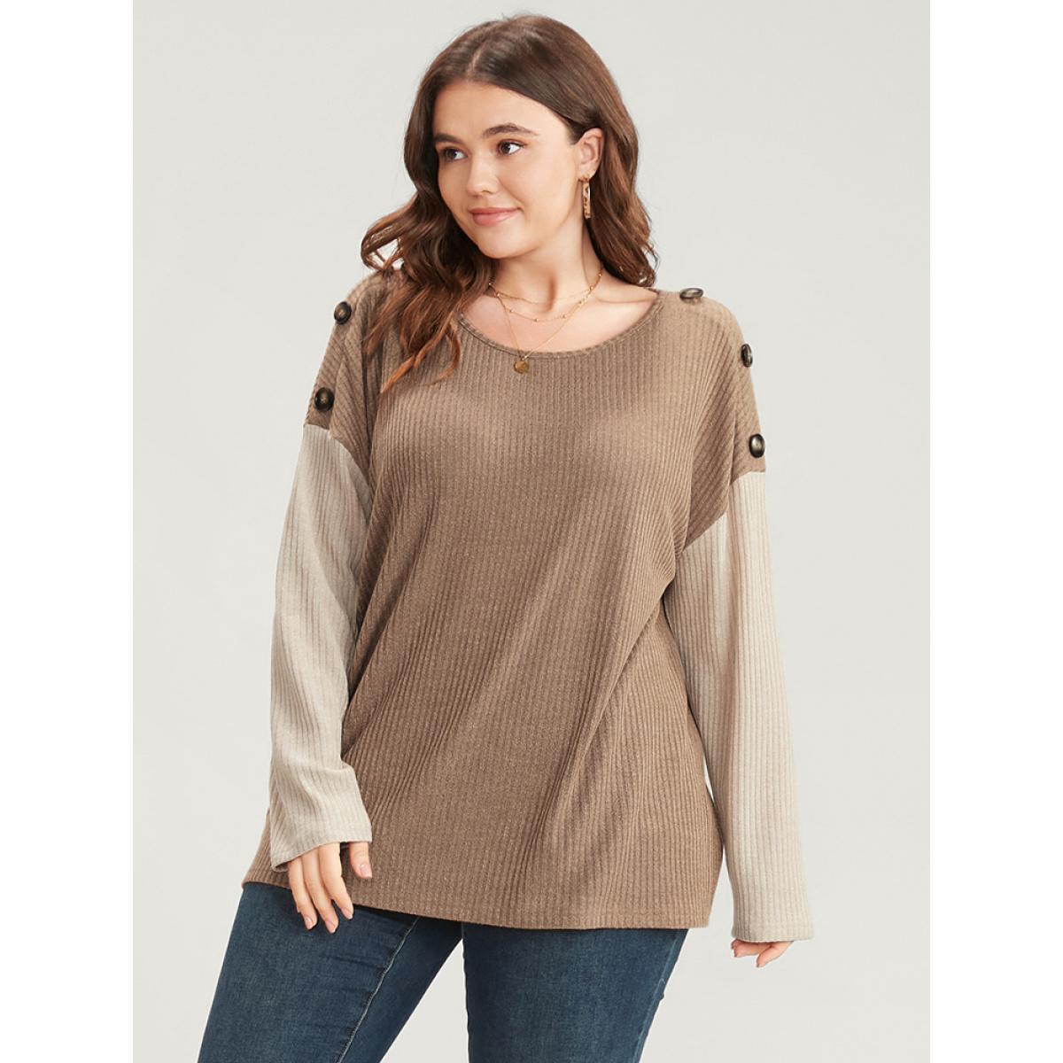 Plus Size Colorblock Contrast Button Detail Rib Knit Sweatshirt Women LightBrown Casual Contrast Round Neck Dailywear Sweatshirts BloomChic 26/4X Product Image