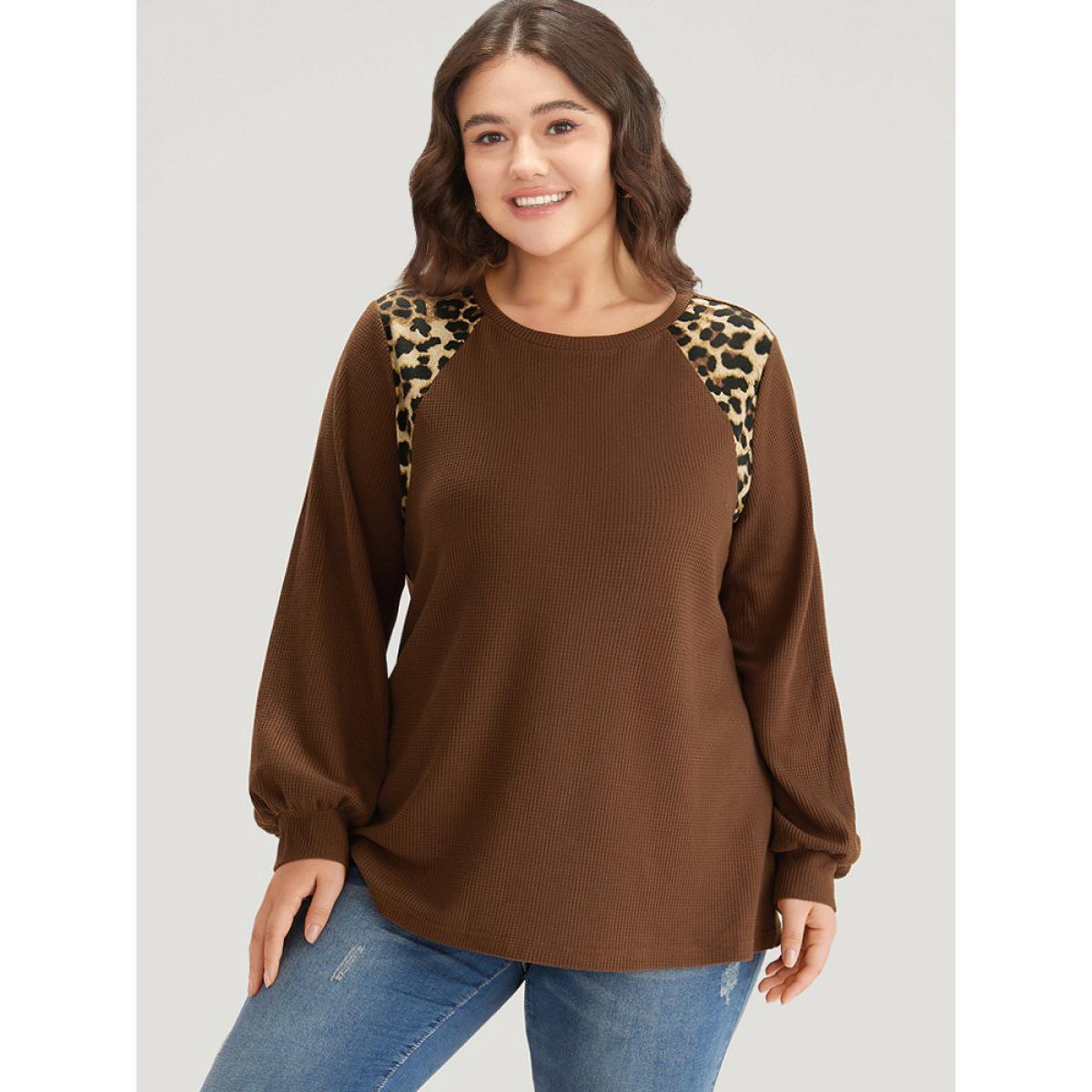 Plus Size Leopard Patchwork Waffle Knit Elastic Cuffs T-shirt DarkBrown Women Casual Elastic cuffs Leopard Round Neck Dailywear T-shirts BloomChic 26/4X Product Image