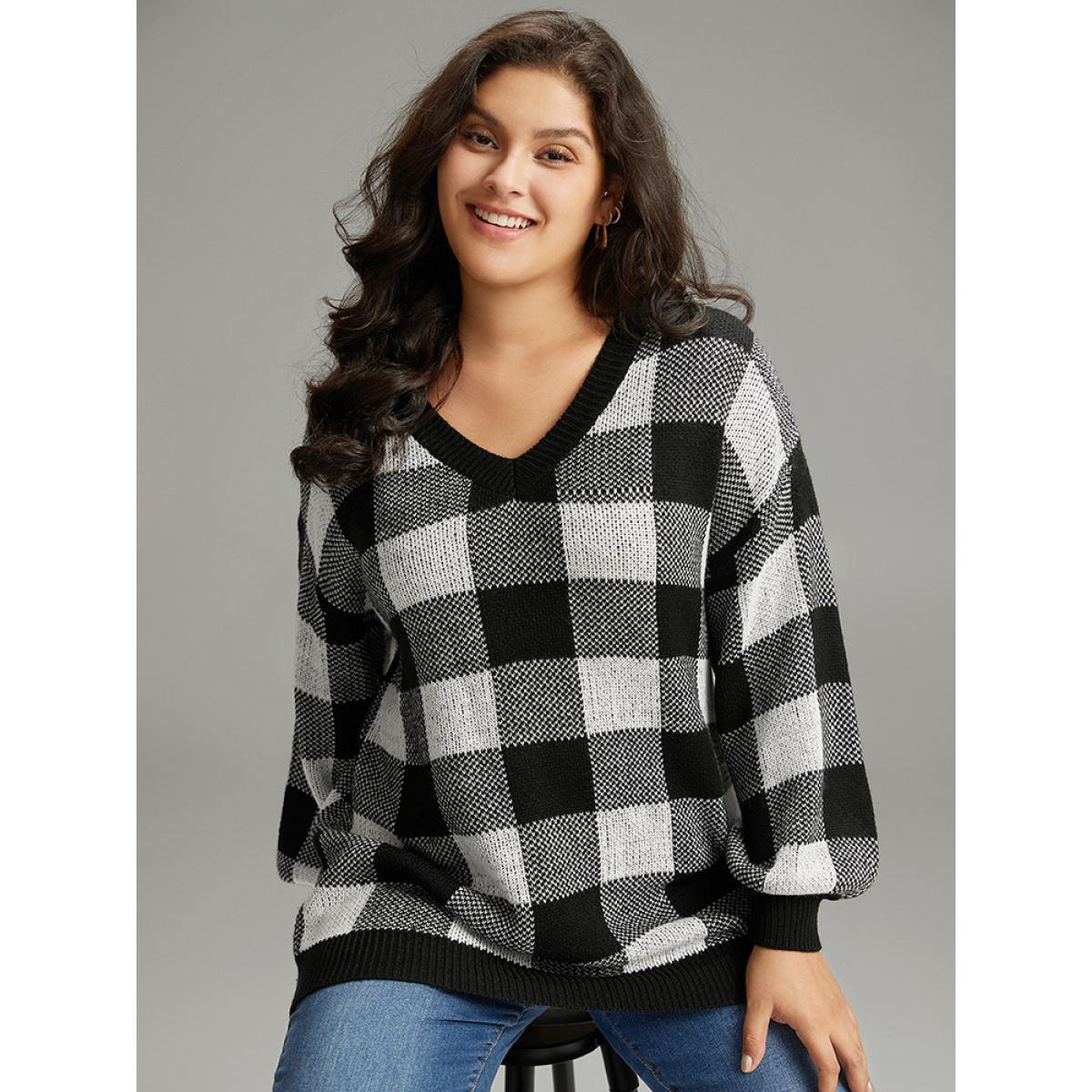 Plus Size V Neck Plaid Elastic Cuffs Pullover Black Women Casual Loose Long Sleeve V-neck Dailywear Pullovers BloomChic 18-20/2X Product Image
