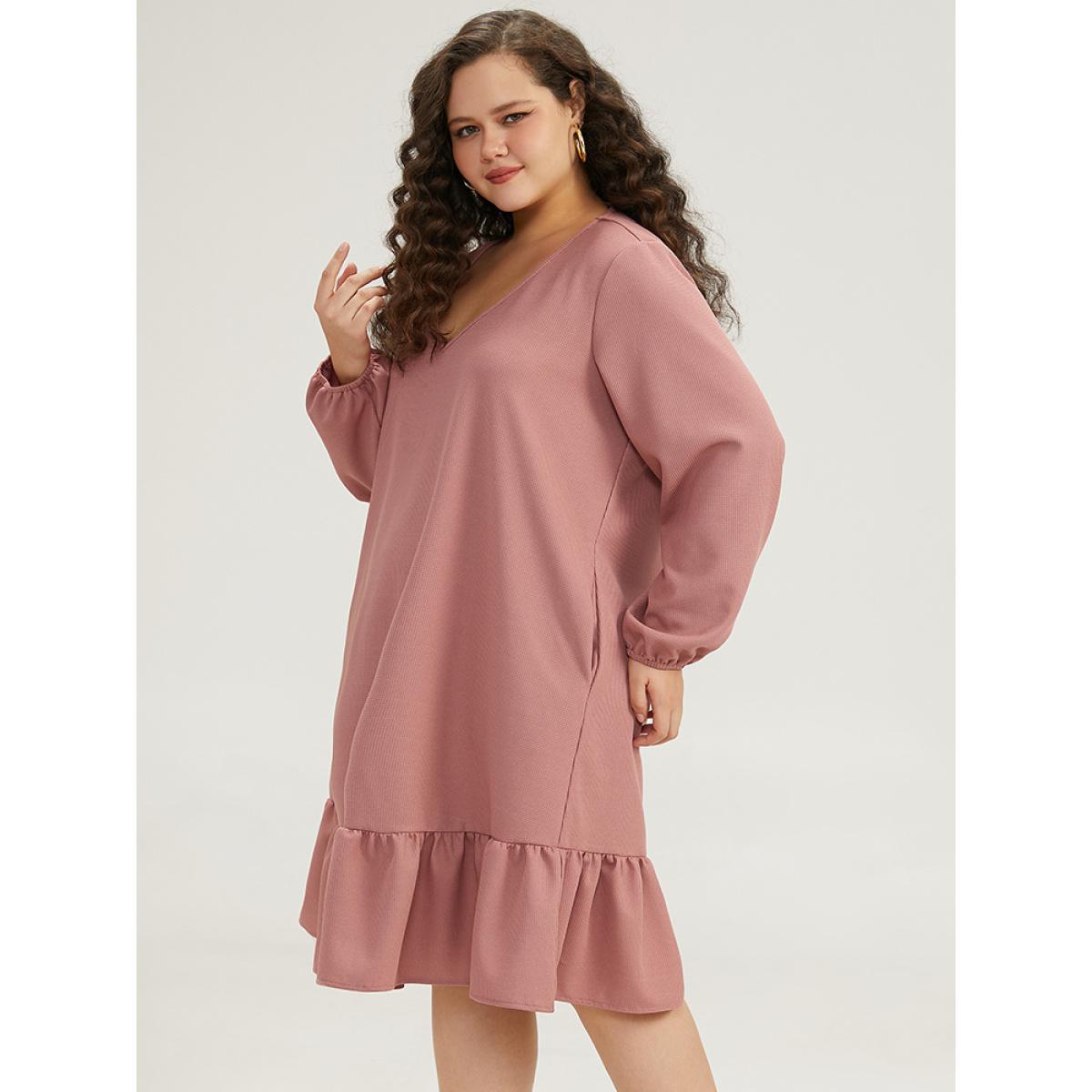 Plus Size Plain Waffle Knit Pleated Texture Ruffle Hem Dress Rouge Women Casual Elastic cuffs V-neck Long Sleeve Curvy Midi Dress BloomChic 14-16/1X Product Image