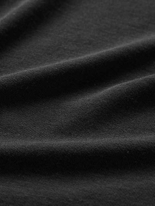GapFit Breathe Turtleneck Product Image