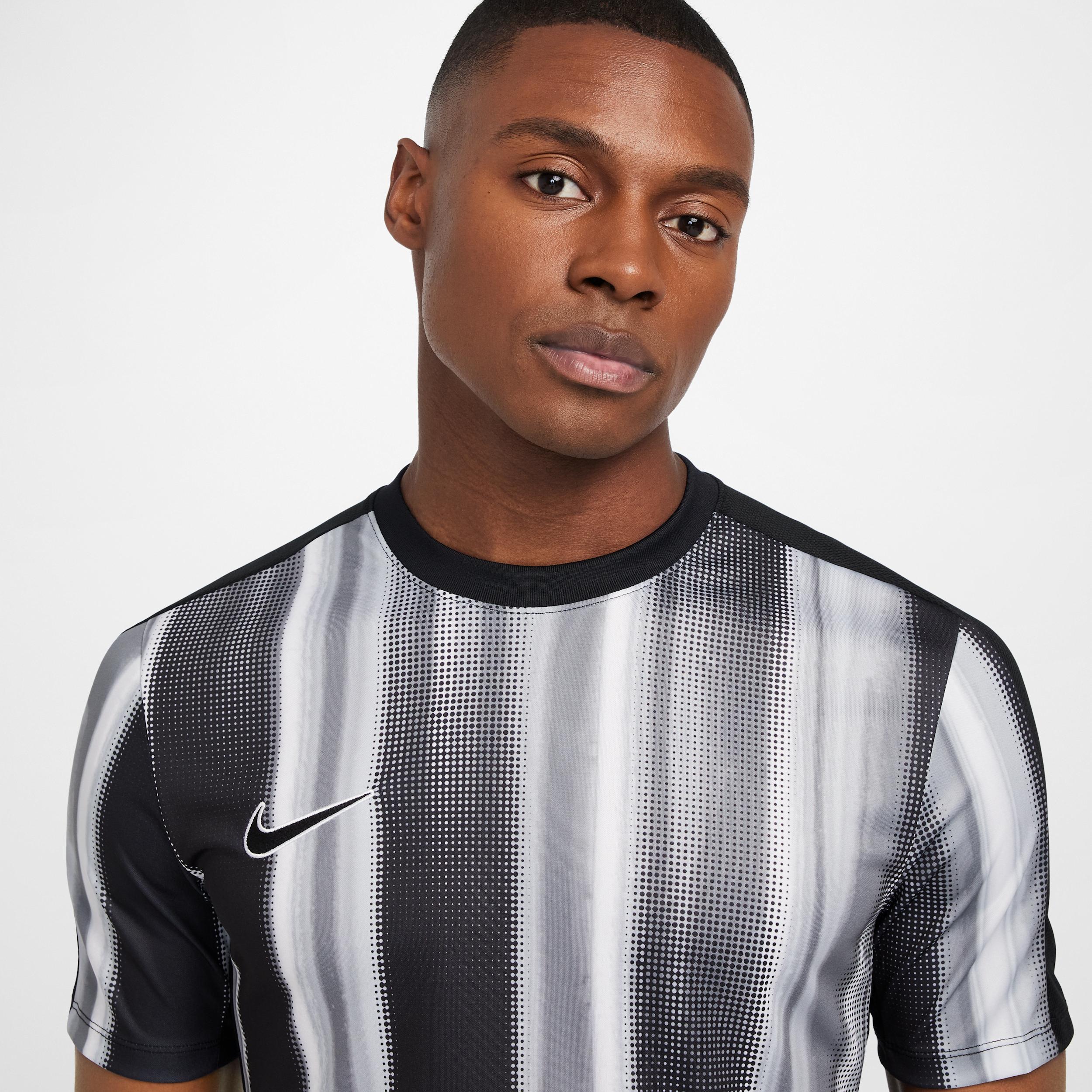 Nike Academy Men's Dri-FIT Short-Sleeve Soccer Top Product Image