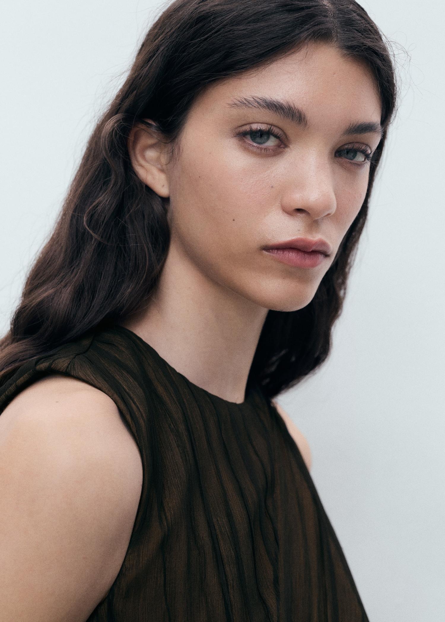 Contrasting textured dress - Women | MANGO USA Product Image