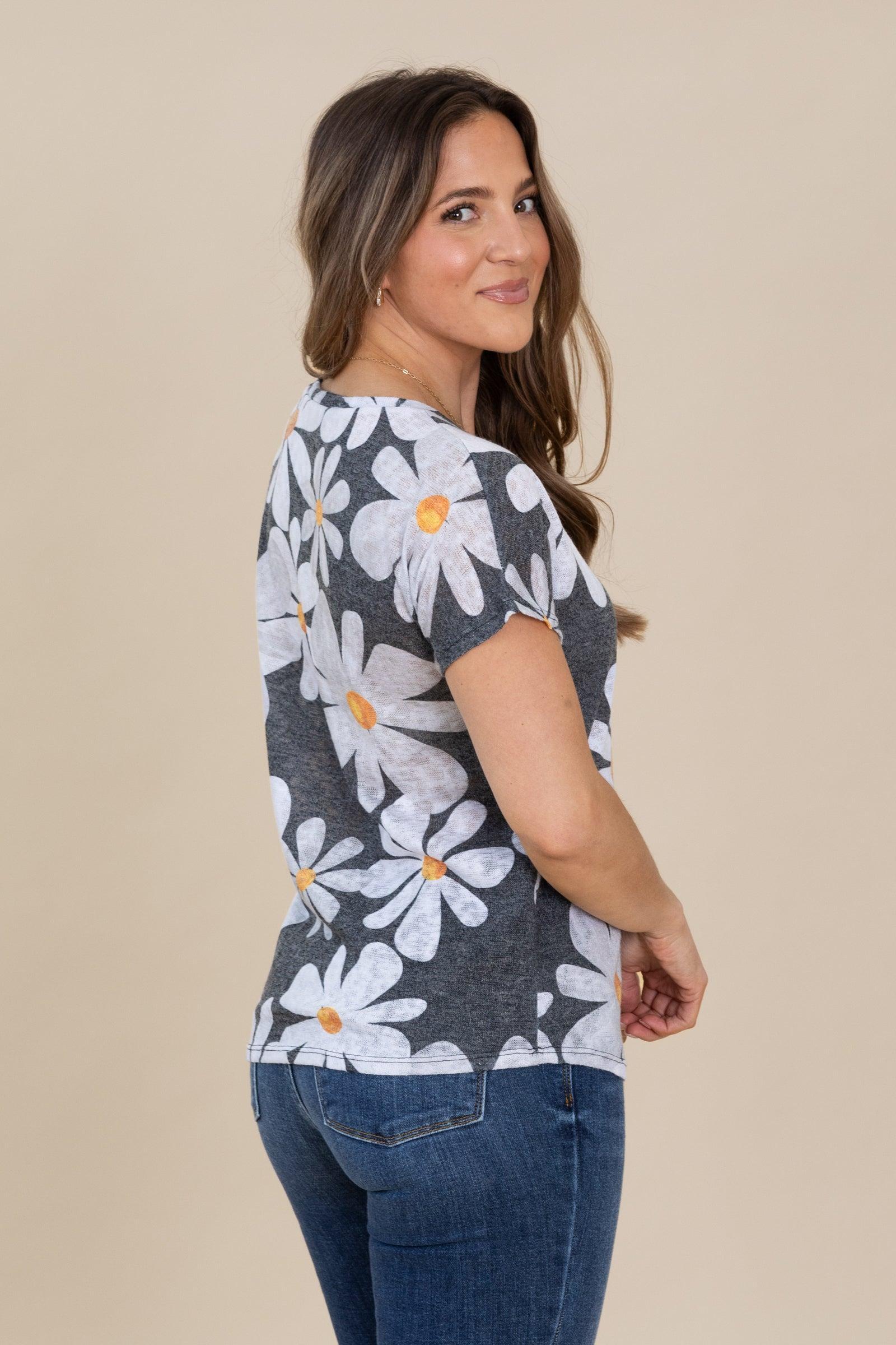 Flower Big Print Short Sleeve Knit Top Product Image