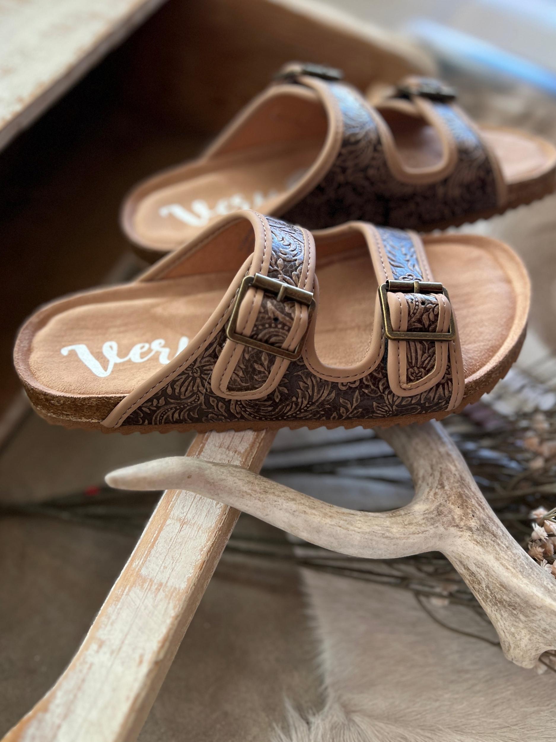 Berry Comfort Brown Sandals Product Image