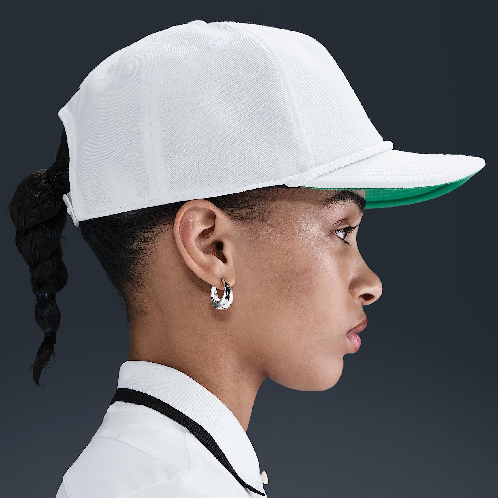 Unisex Nike Pro Graphic Cap Product Image