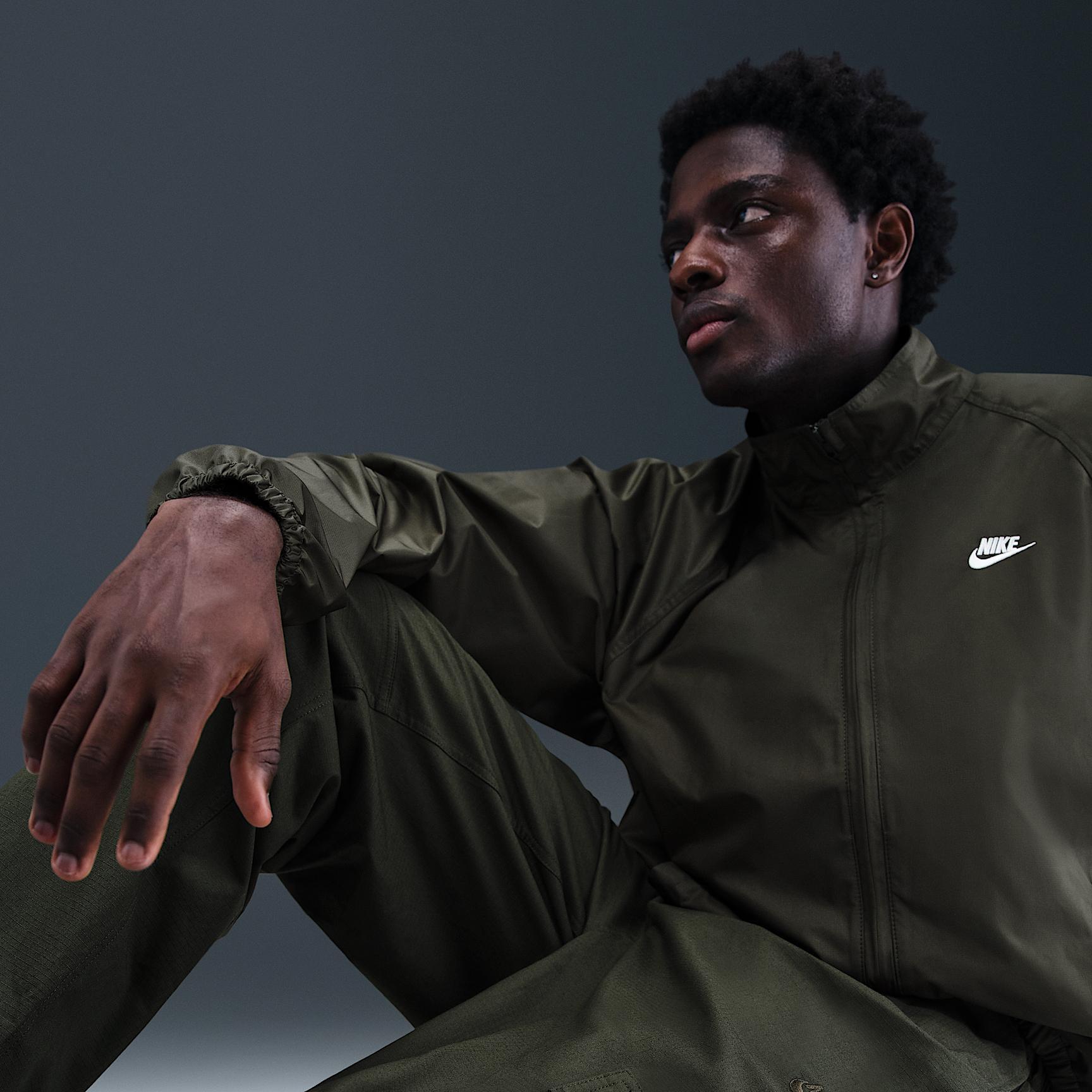 Nike Sportswear Club Men's Woven Cargo Pants Product Image