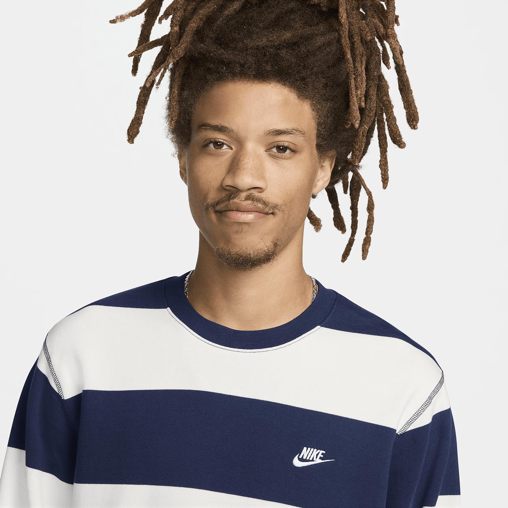 Nike Mens Club Fleece Striped Heavyweight French Terry Crewneck Sweatshirt Product Image