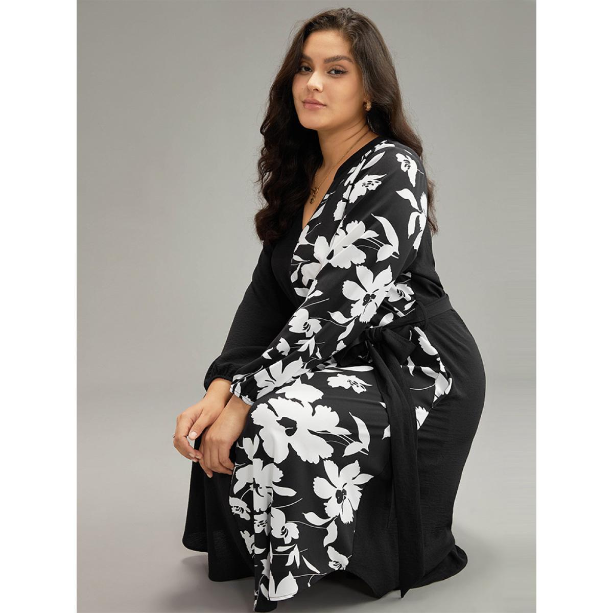 Plus Size Silhouette Floral Print Patchwork Pocket Dress Black Women Office Elastic cuffs Notched collar Long Sleeve Curvy Midi Dress BloomChic 26/4X Product Image
