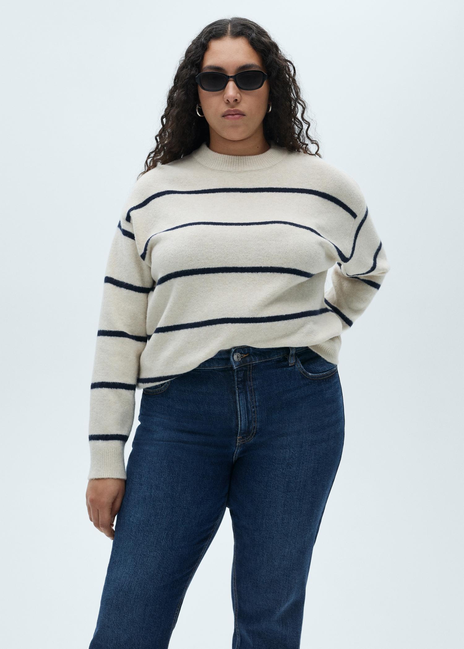 Newmom comfort high-rise jeans - Women | MANGO USA Product Image