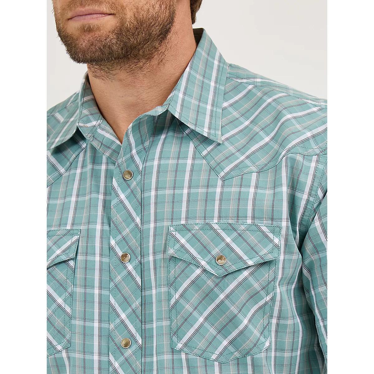 Men's 20X® Competition Advanced Comfort Short Sleeve Western Snap Shirt in Sky Plaid Product Image