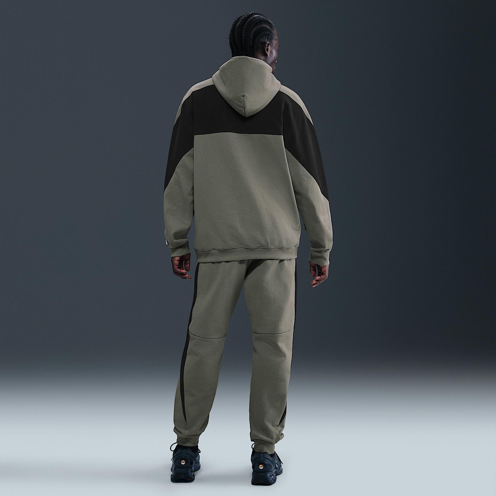 Nike Air Men's Fleece Joggers Product Image