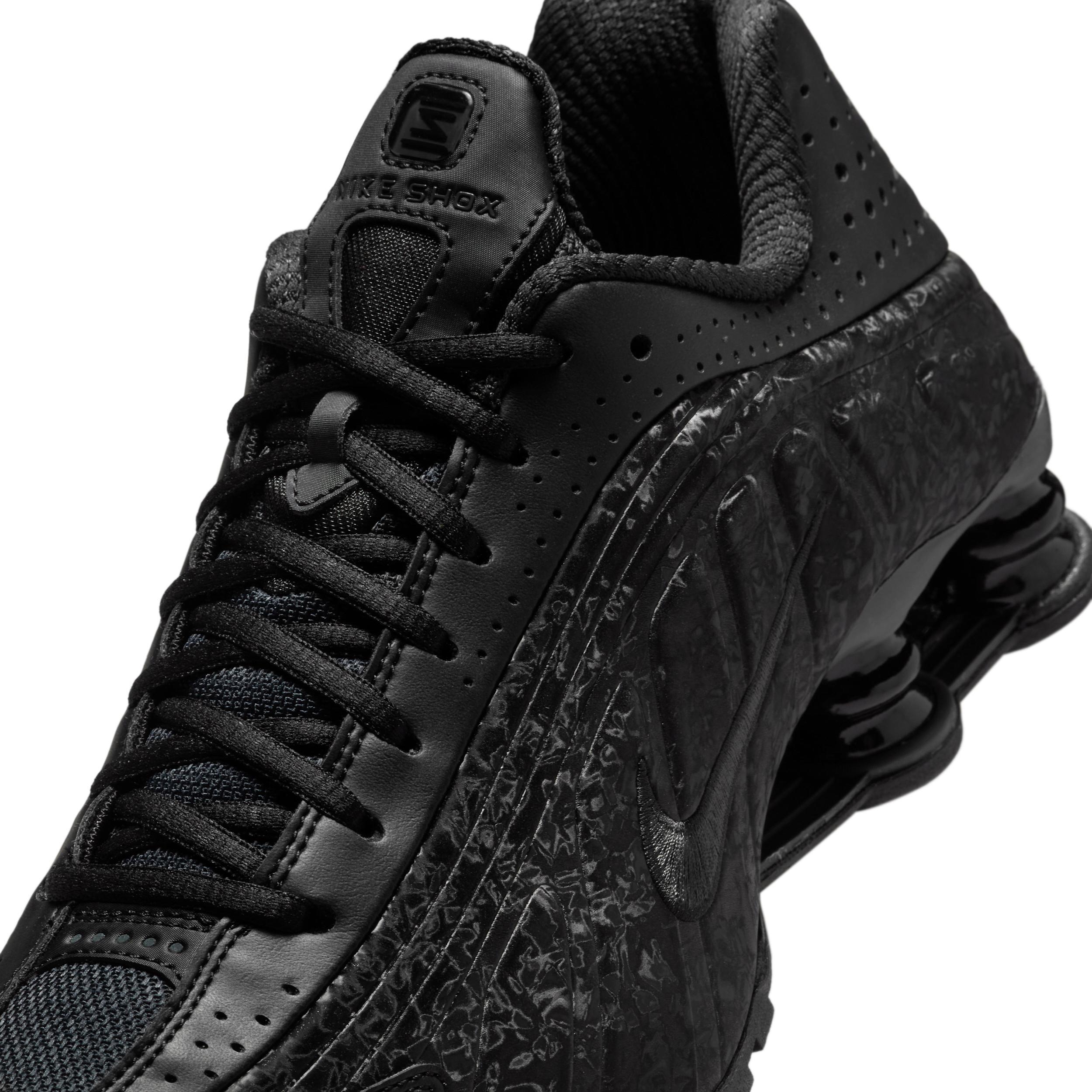 Nike Womens Shox R4 Casual Shoes Product Image