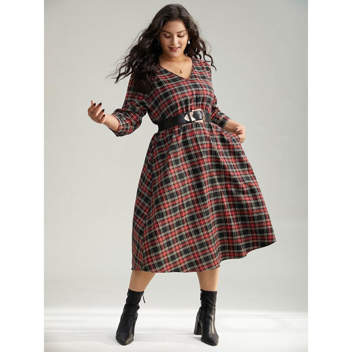 Plus Size Plaid Elastic Waist Shirred Pocket Dress Black Women Elegant Printed V-neck Elbow-length sleeve Curvy Midi Dress BloomChic 28/5X Product Image