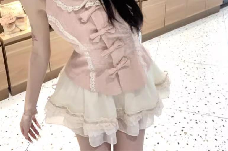 Collar Plain Lace Trim Bow Tank Top / High Waist Mini A-Line Skirt Product Image