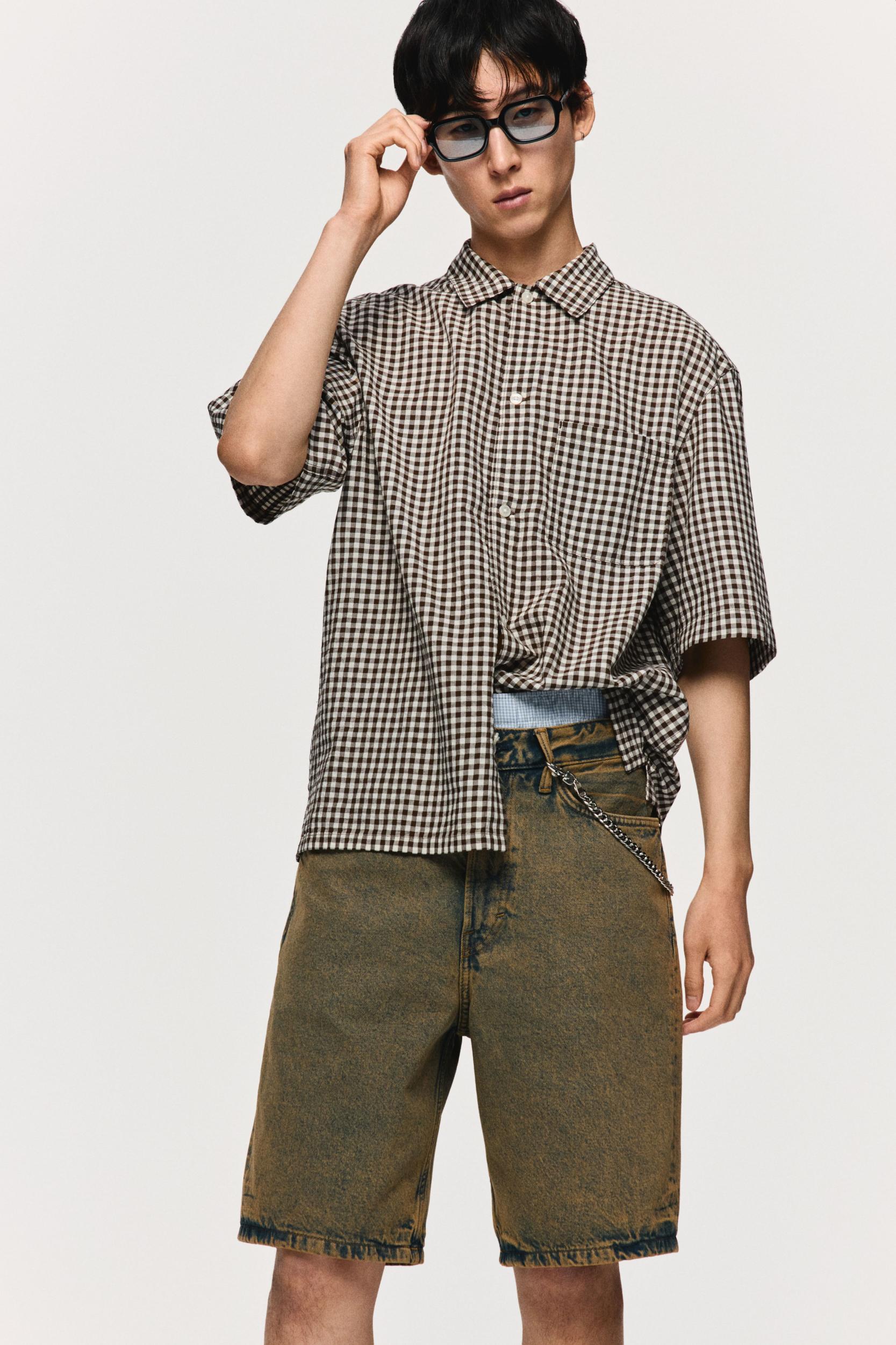 Relaxed Denim Shorts Product Image