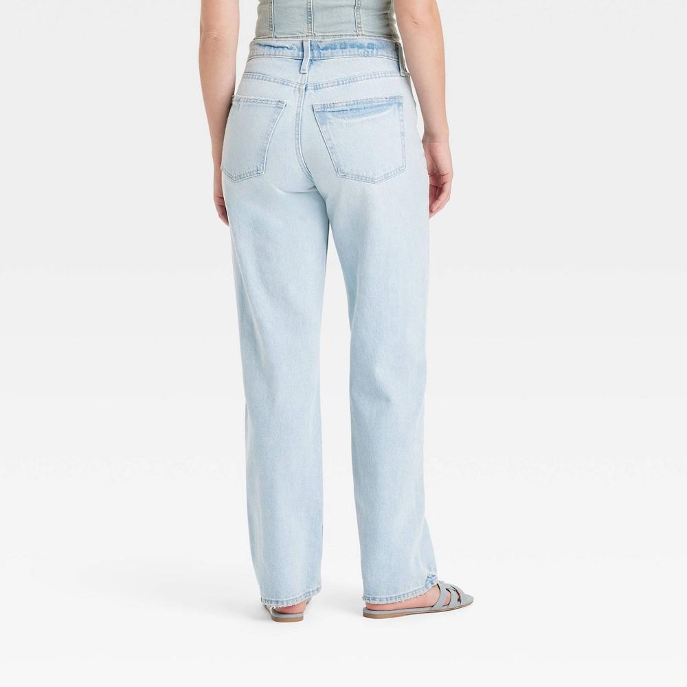 Women's Mid-Rise 90's Baggy Jeans - Universal Thread™ Light Wash Destroy 0: Relaxed Fit, Denim, Full Length Product Image