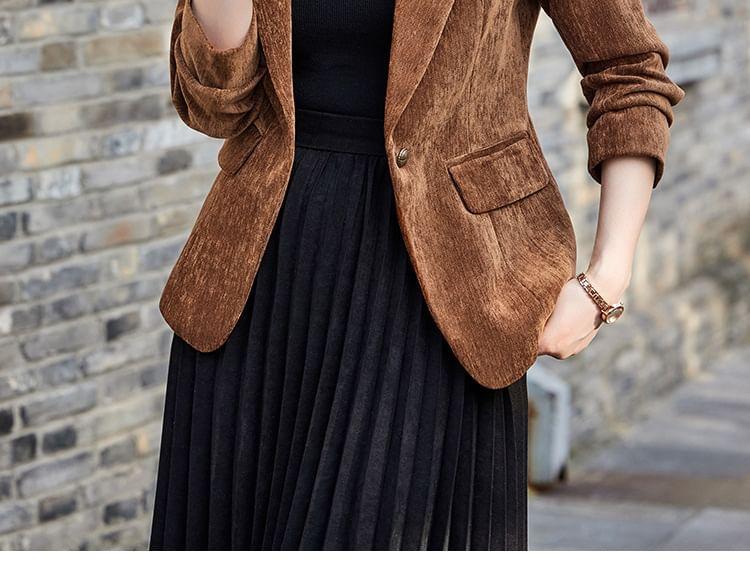 Notch Lapel Plain Velvet Single Breasted Blazer Product Image