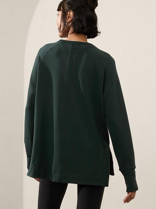 Coaster Luxe Recover Sweatshirt Product Image