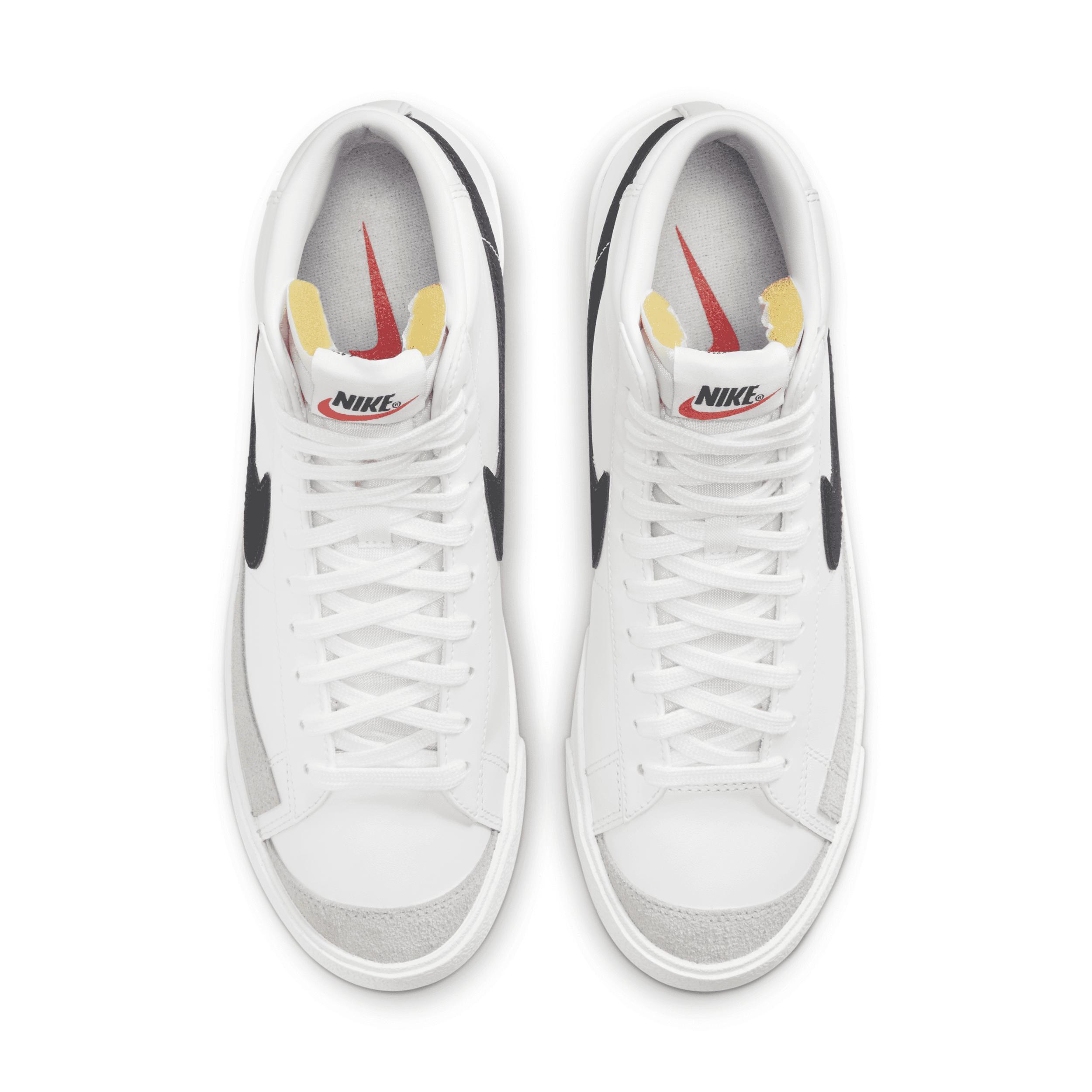 Nike Men's Blazer Mid '77 Vintage Shoes Product Image