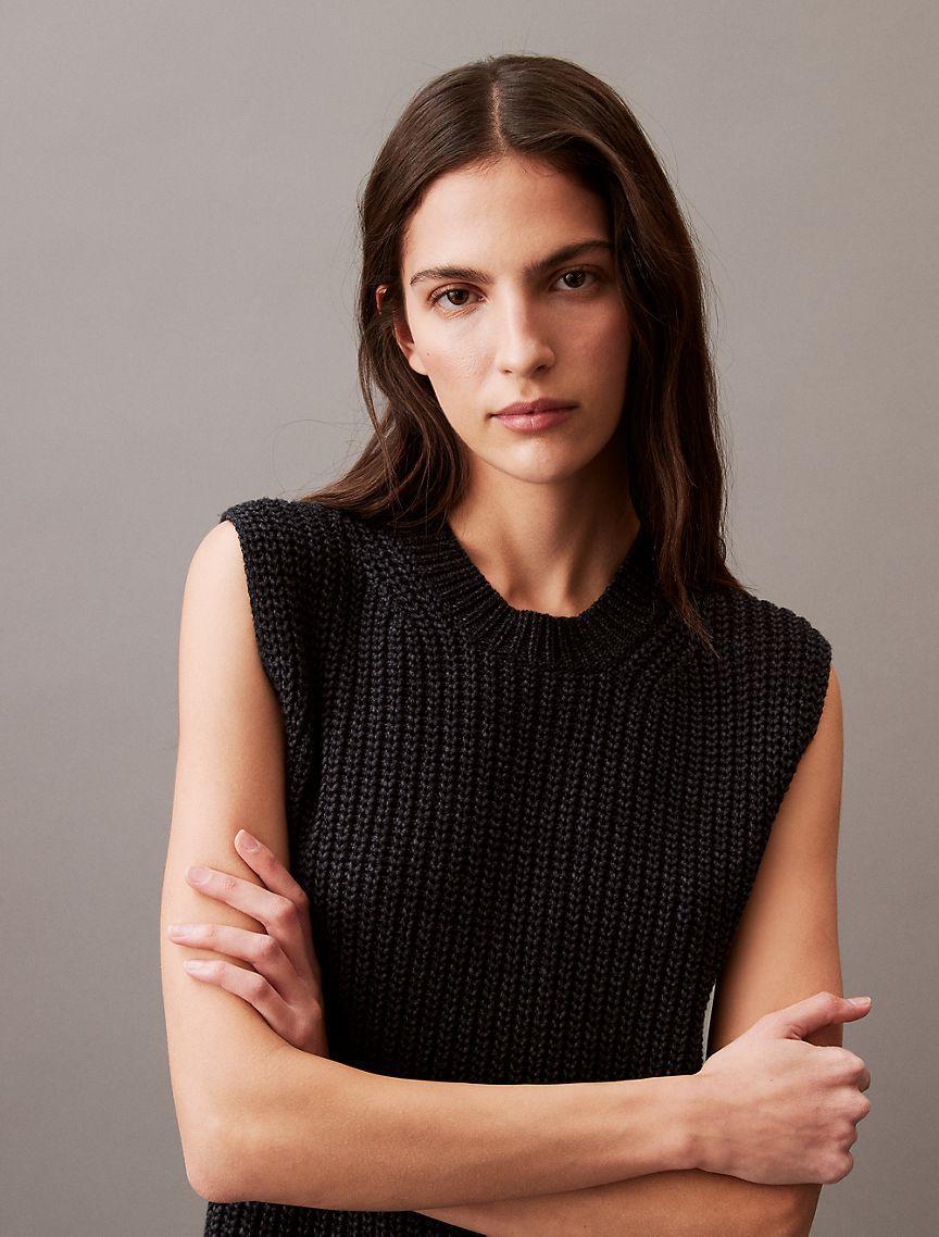 Cage Yarn Chunky Vest Product Image