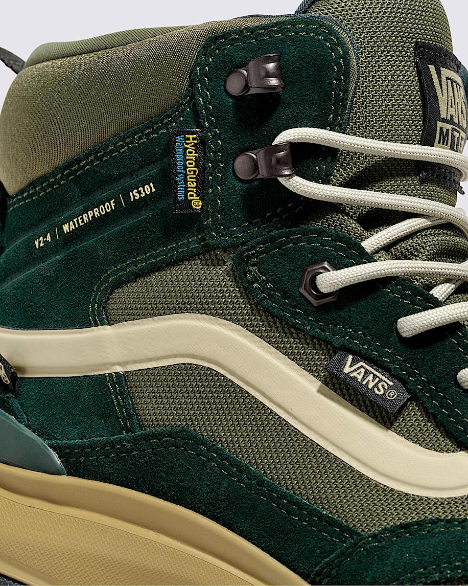 Crestline Waterproof Shoe in Green / Black| Vans US Product Image