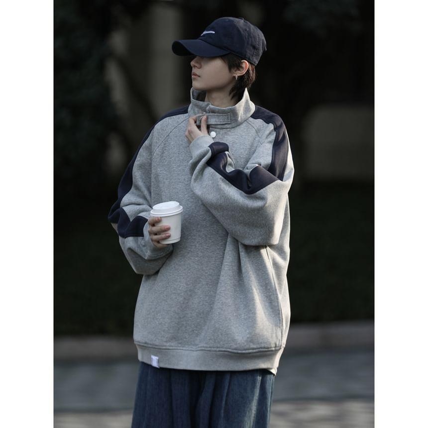Raglan-Sleeve Stand Collar Lettering Sweatshirt Product Image