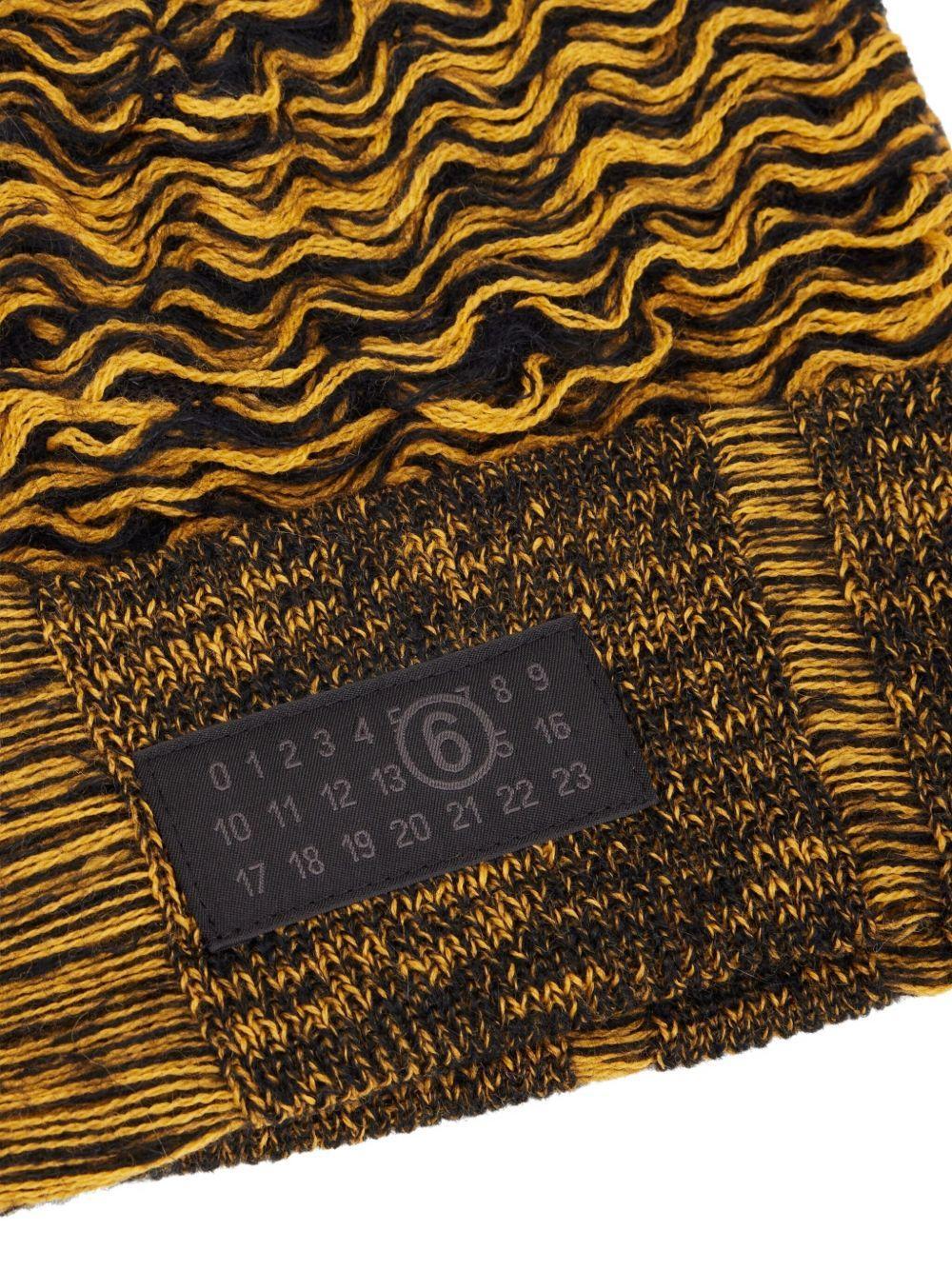 patterned-jacquard beanie Product Image