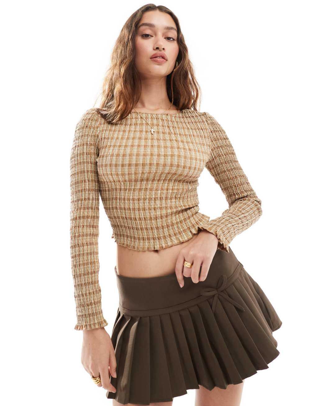 Daisy Street long sleeve shirred top in camel plaid Product Image