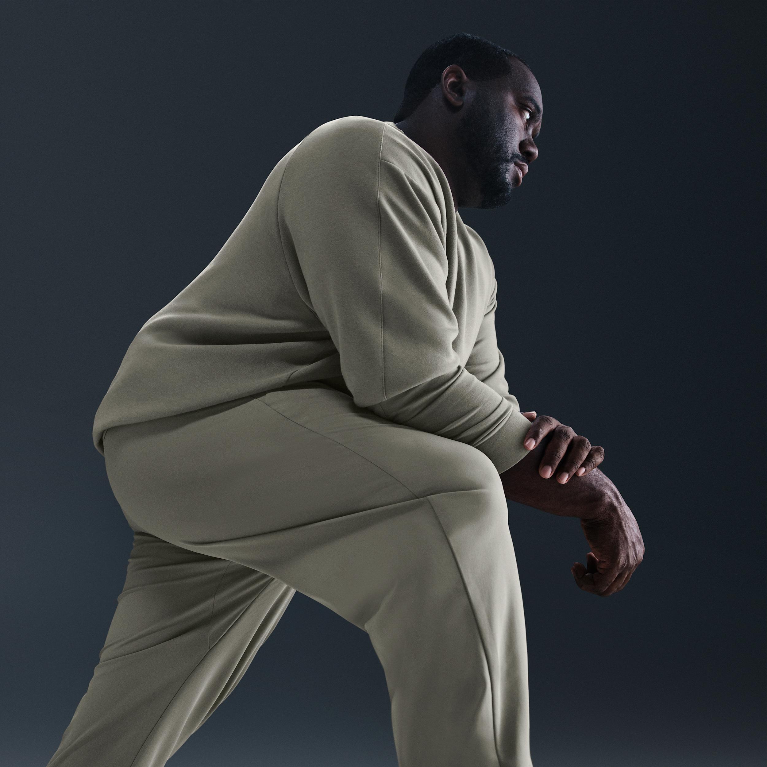 Nike Men's 24.7 PerfectStretch Dri-FIT Regular Chino Pants Product Image