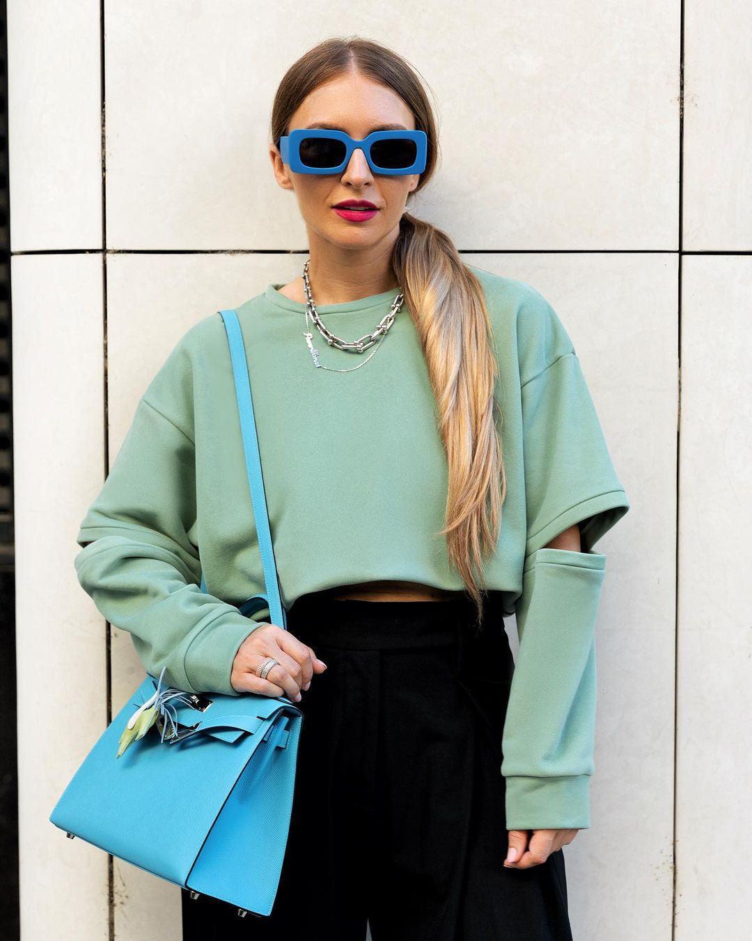 Round Neck Loose Sweatshirt Product Image