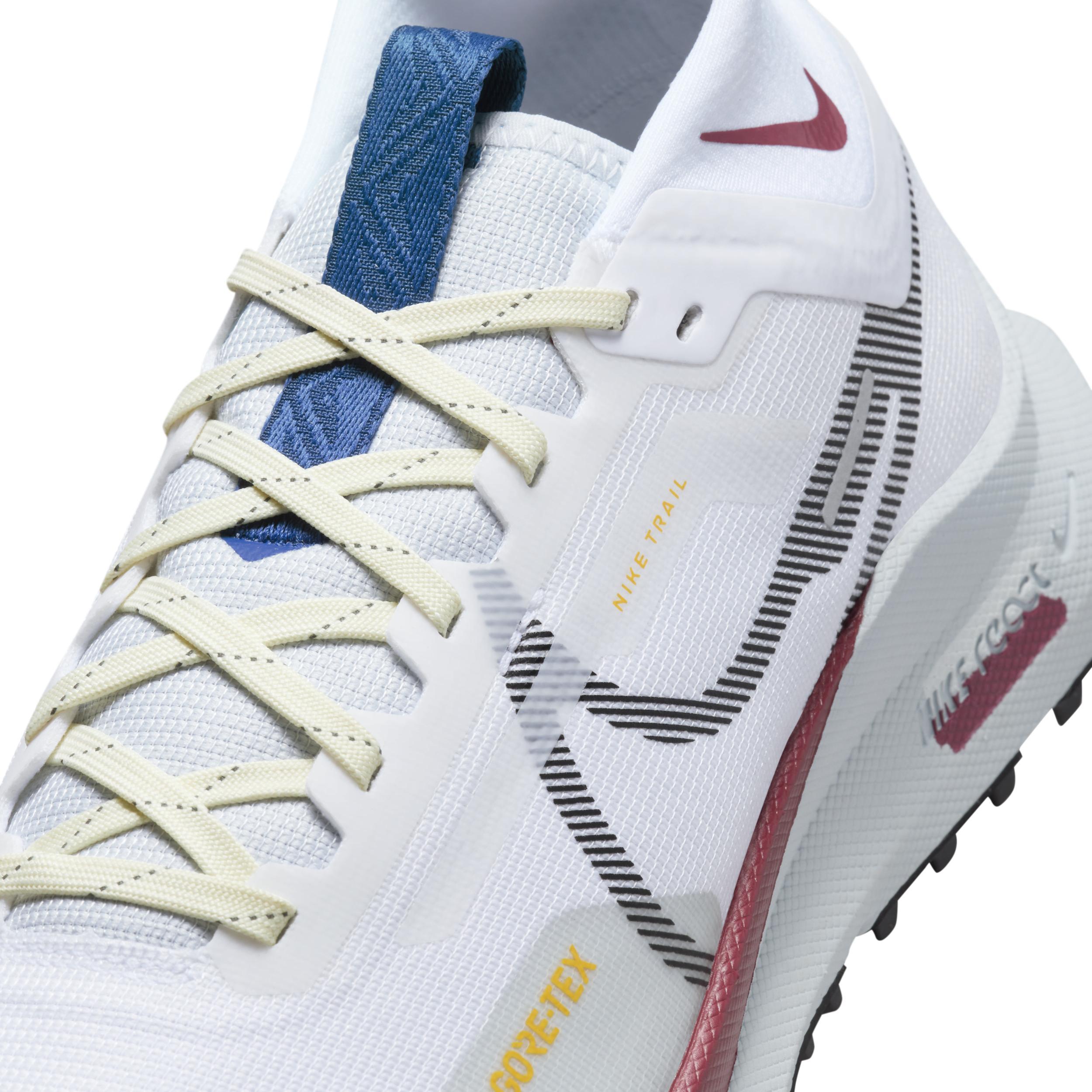 Nike Pegasus Trail 4 GORE-TEX Women's Waterproof Trail Running Shoes Product Image