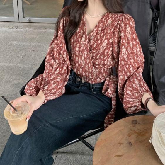 Long Sleeve V-Neck Floral Print Wrap Top Product Image