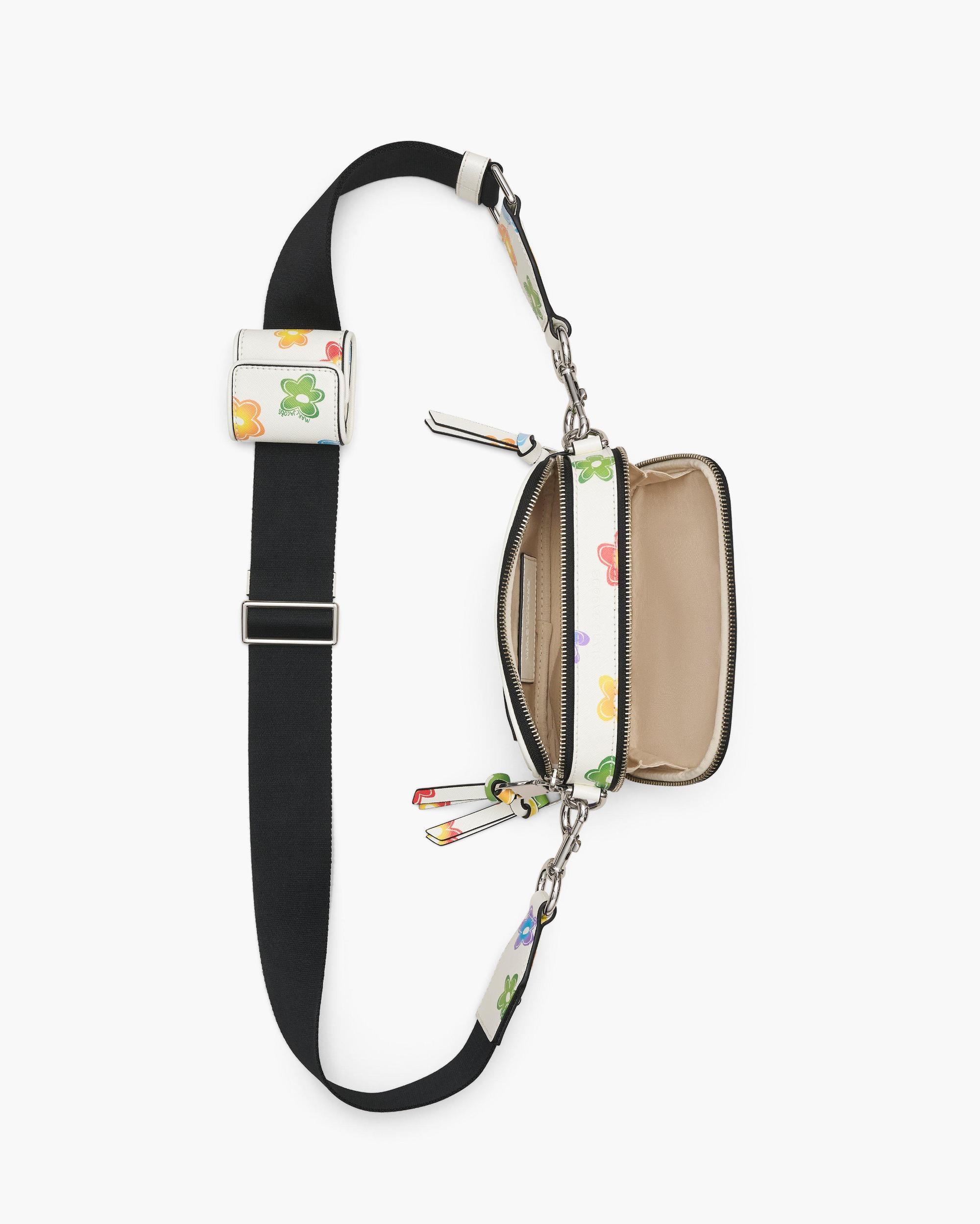 The Wild Daisy Snapshot Bag Product Image