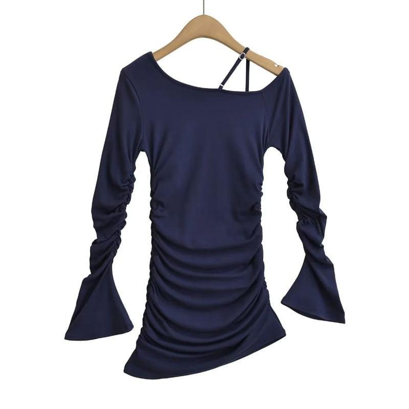 Long Sleeve Cold Shoulder Plain Ruched Top Product Image