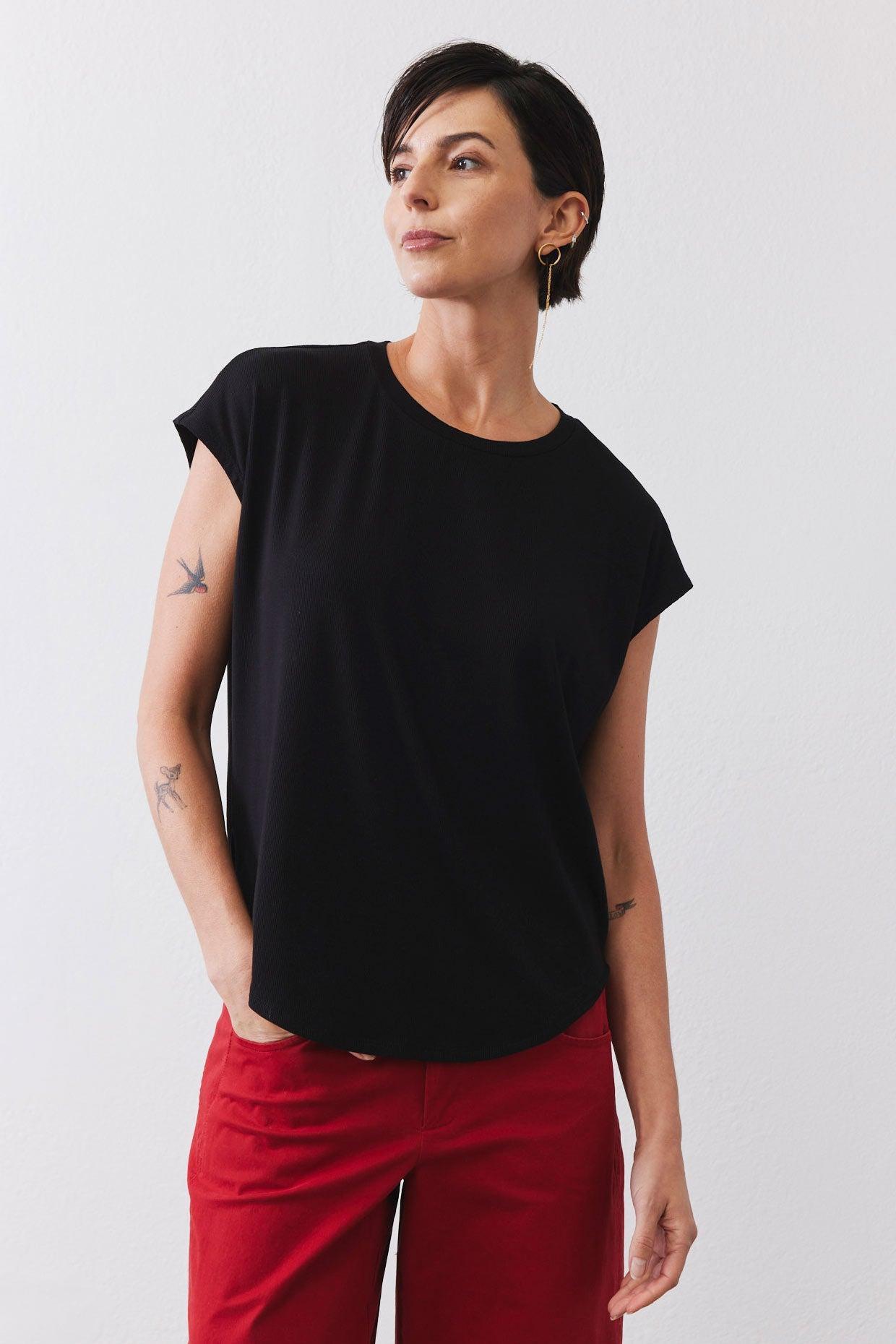 The Ribbed Tuck-In Tee Product Image