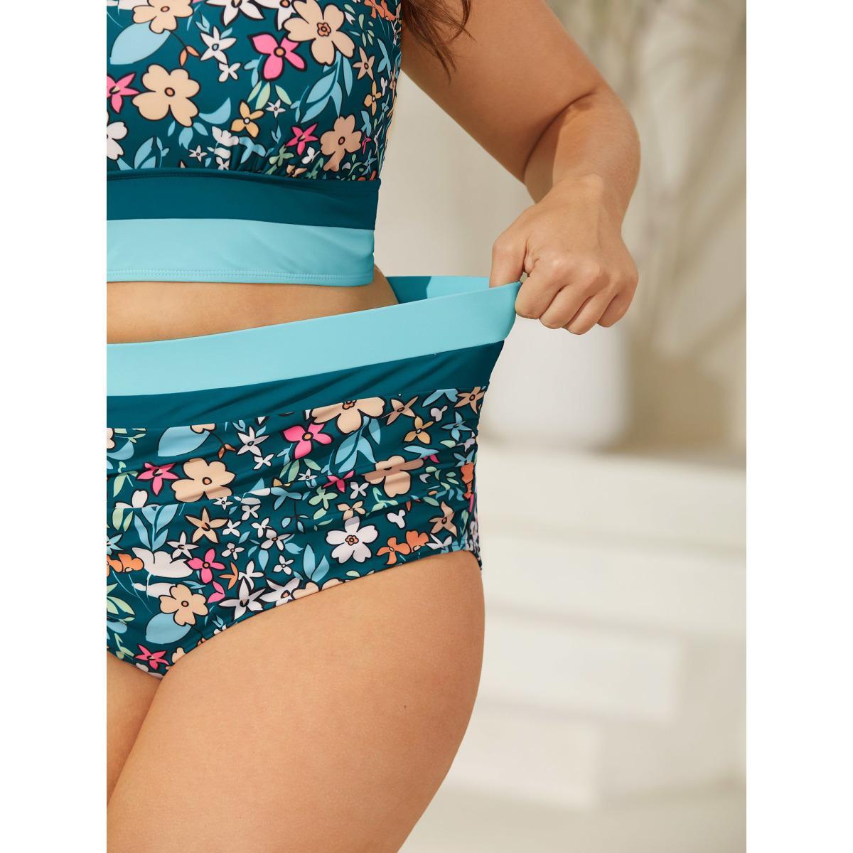 Plus Size Floral Print Color Contrast Swim Bottoms Women's Swimwear DarkGreen Beach Contrast High stretch Skinny High Rise Curve Swim Bottoms BloomChic 18-20/2X Product Image