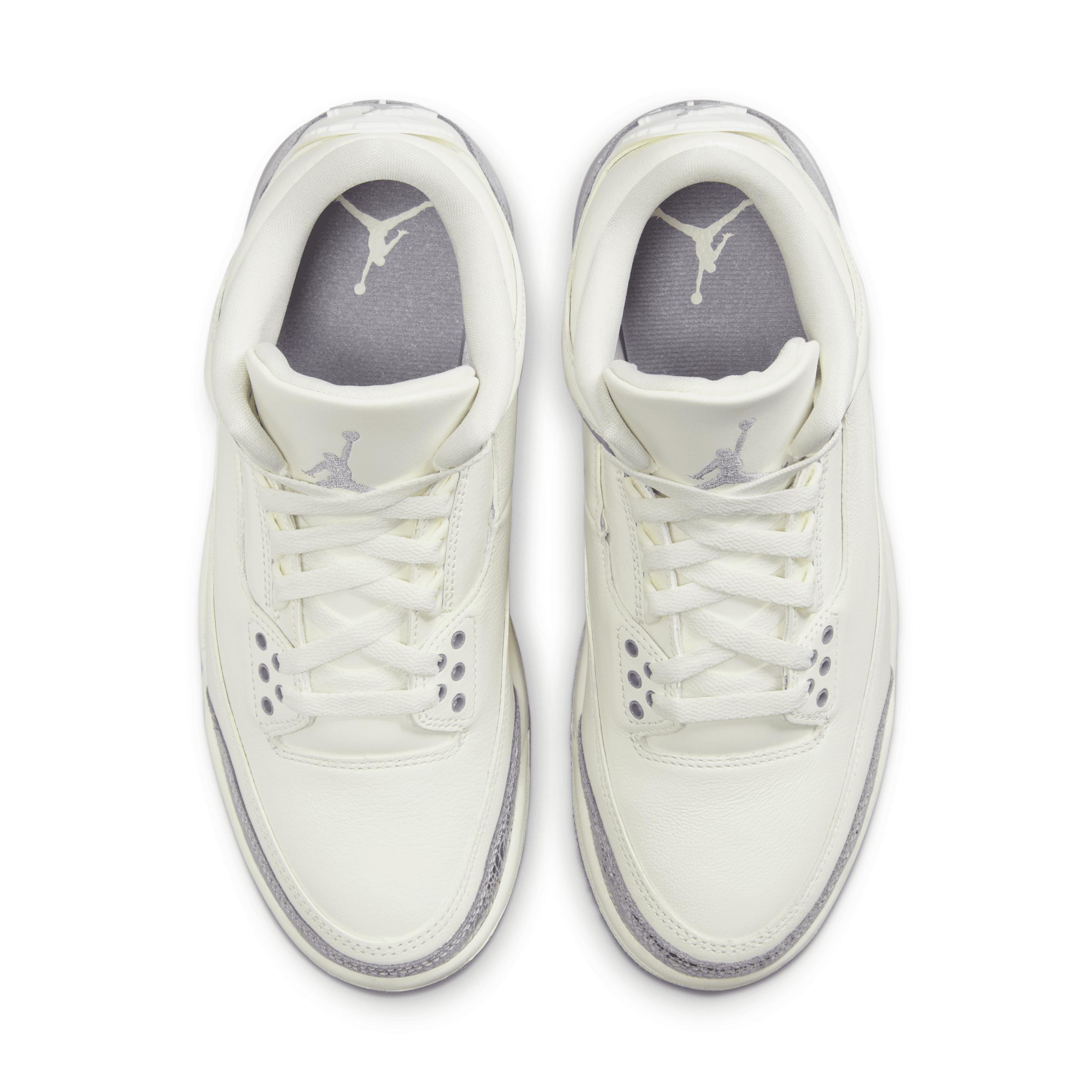 Air Jordan 3 Retro Women's Shoes Product Image