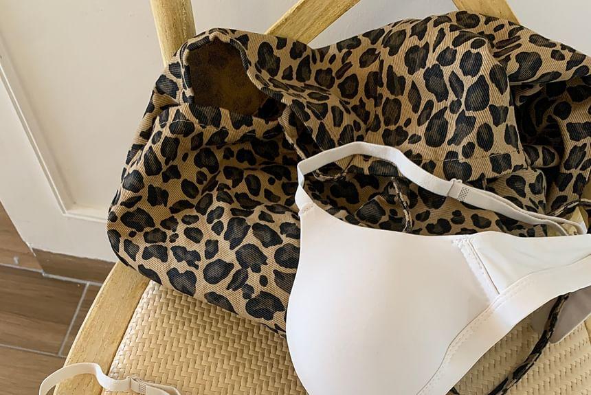 Plain Wireless Bra Product Image