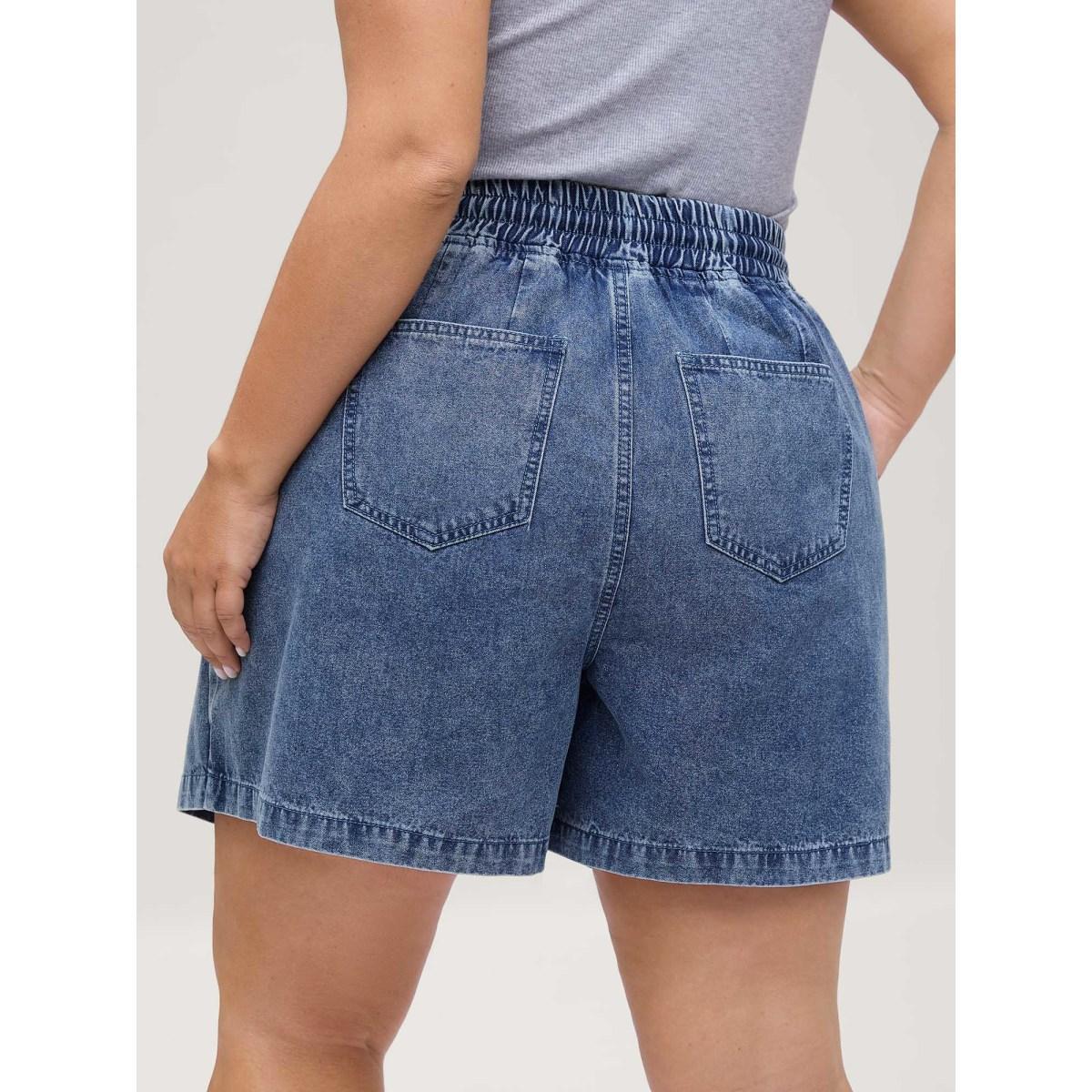 Plus Size Pull-On Drawstring Denim Skort Women Midblue No stretch Everyday-Casual Slanted pocket Denim Shorts BloomChic 28/5X Product Image