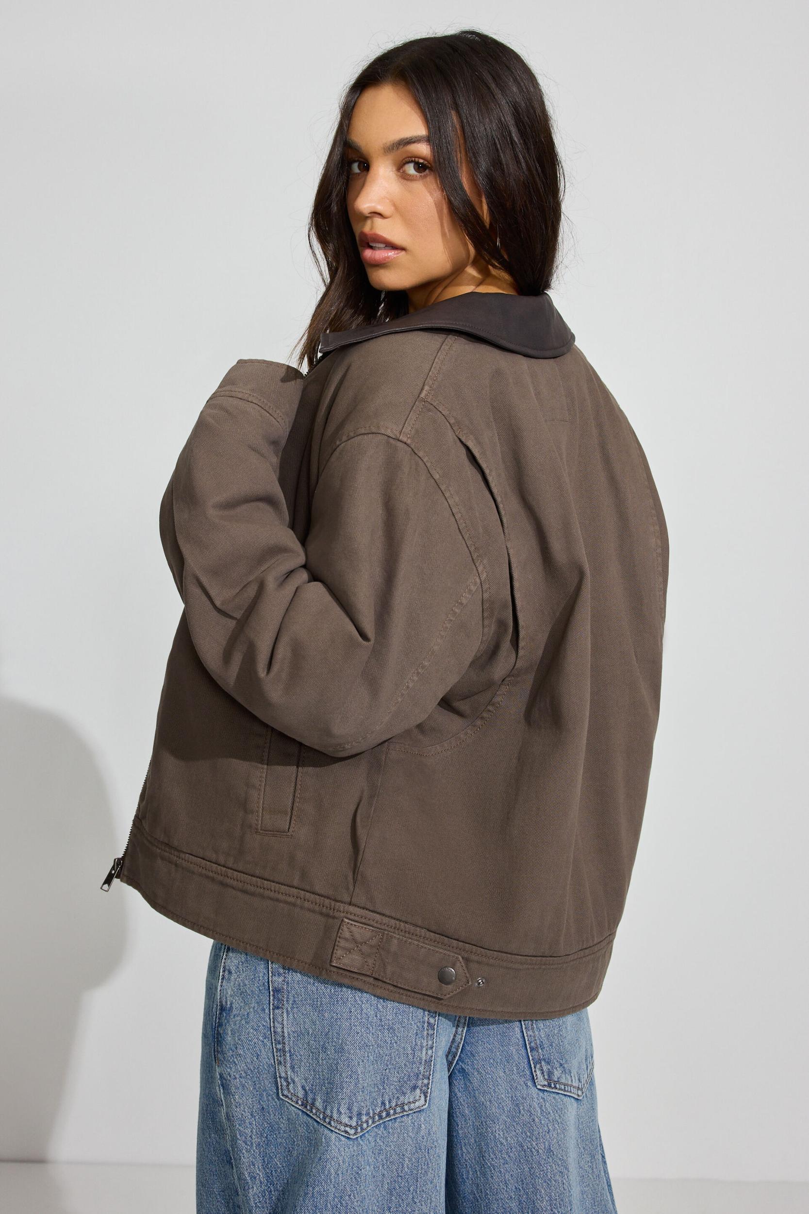 Slouchy Jeans Product Image