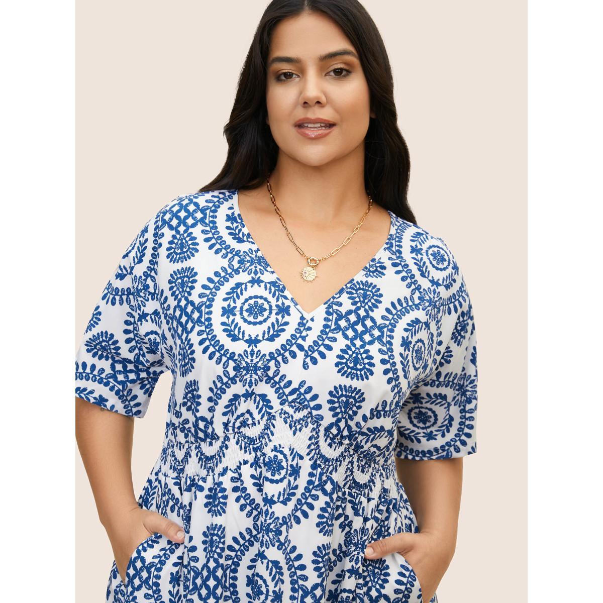 Plus Size Bandana Print Shirred Split Side Maxi Dress Mediumblue Women Resort Shirred V-neck Short sleeve Curvy BloomChic 18-20/2X Product Image