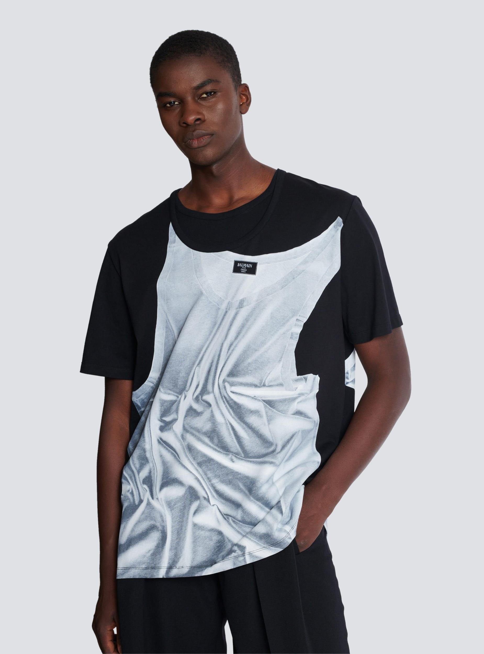 T-shirt with tank top print Product Image
