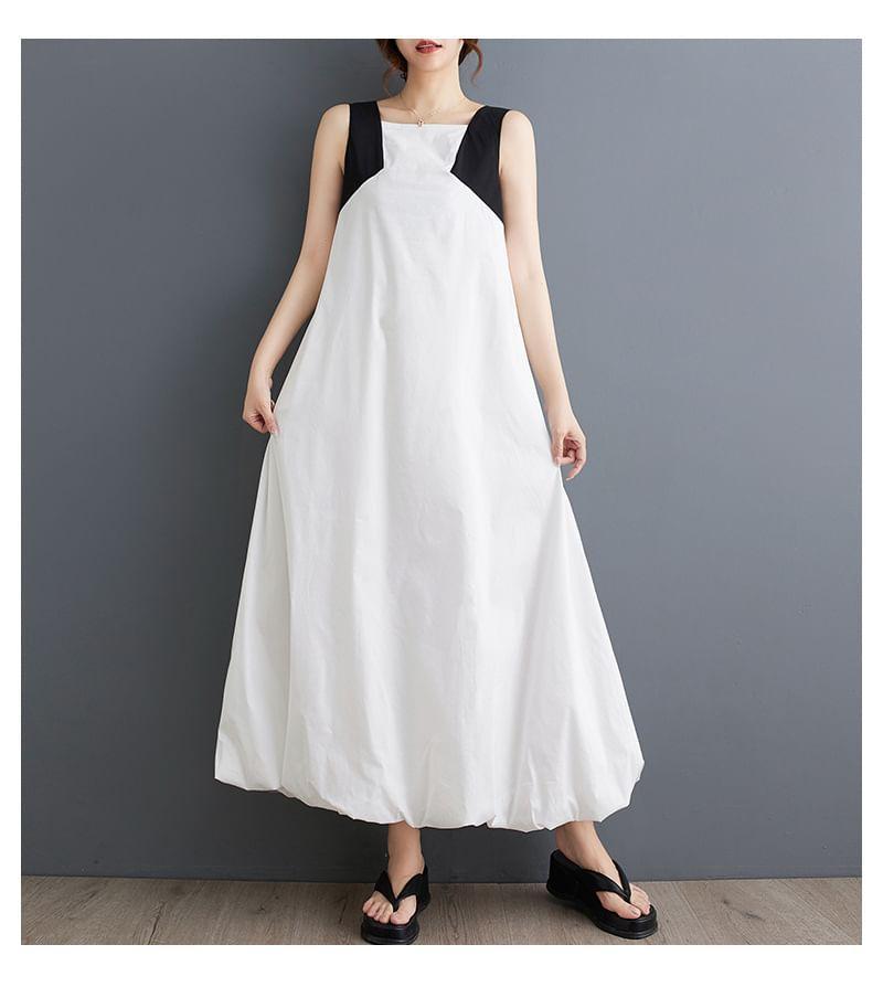 Sleeveless Square Neck Two Tone Maxi A-Line Dress Product Image