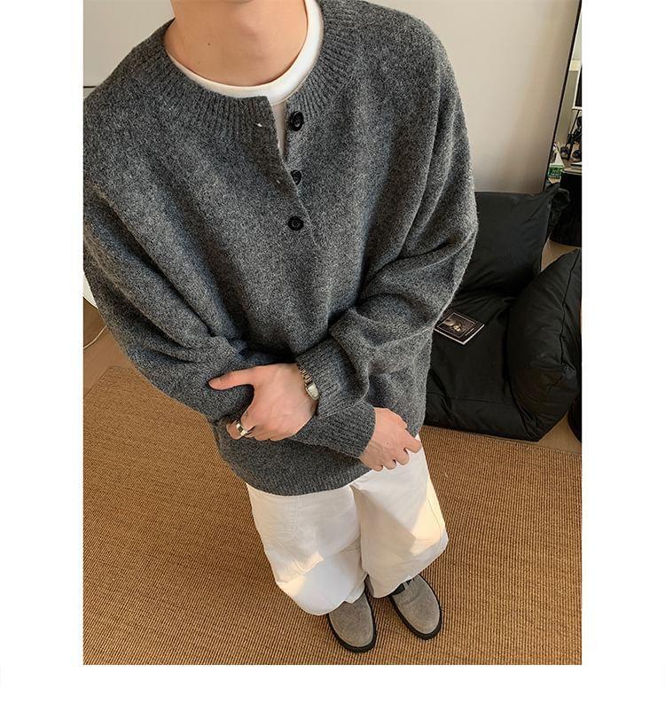 Long-Sleeve Plain Henley Sweater Product Image