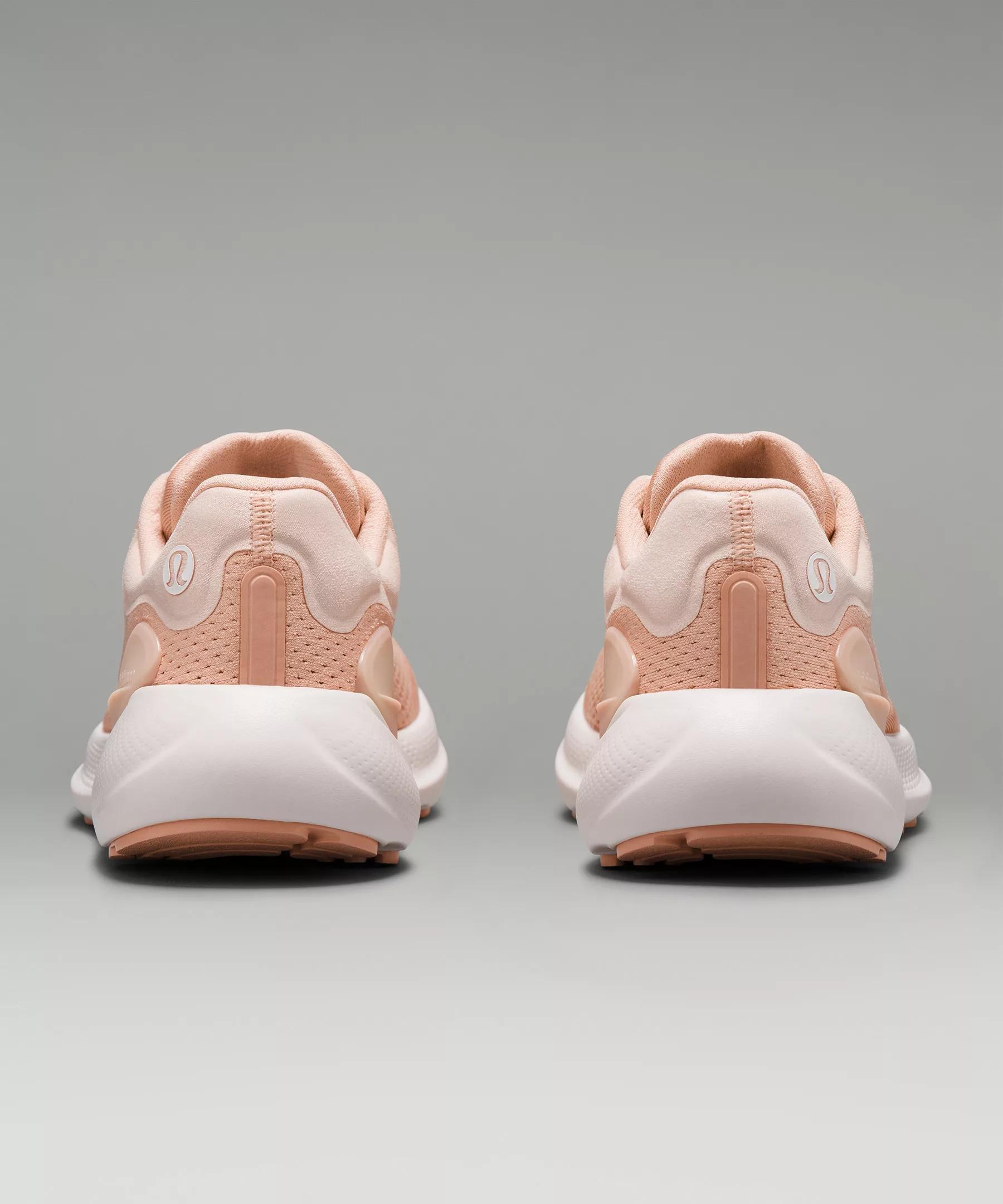 Women's Beyondfeel Running Shoe Product Image