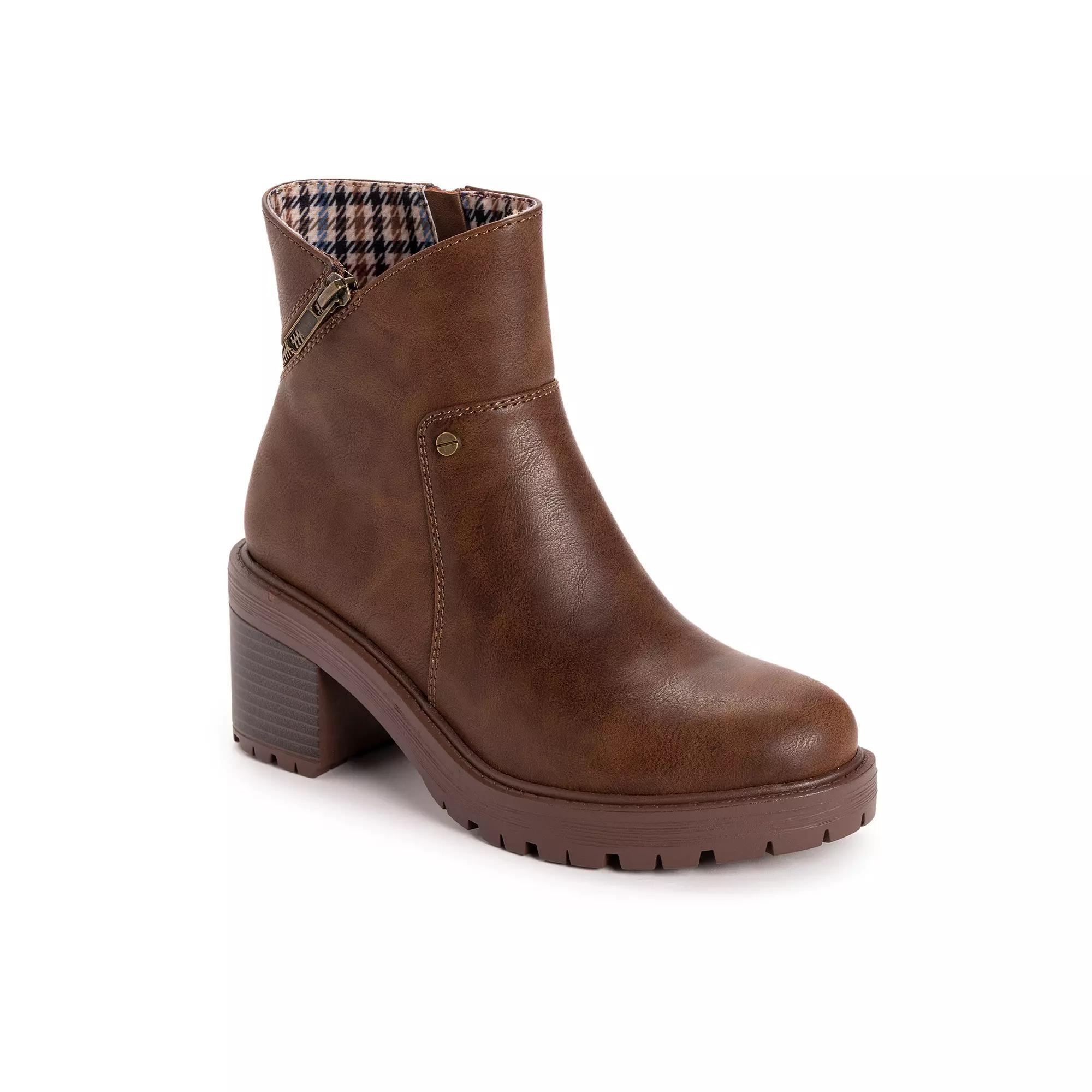 MUK LUKS Lucy Lucia Womens Boots Product Image