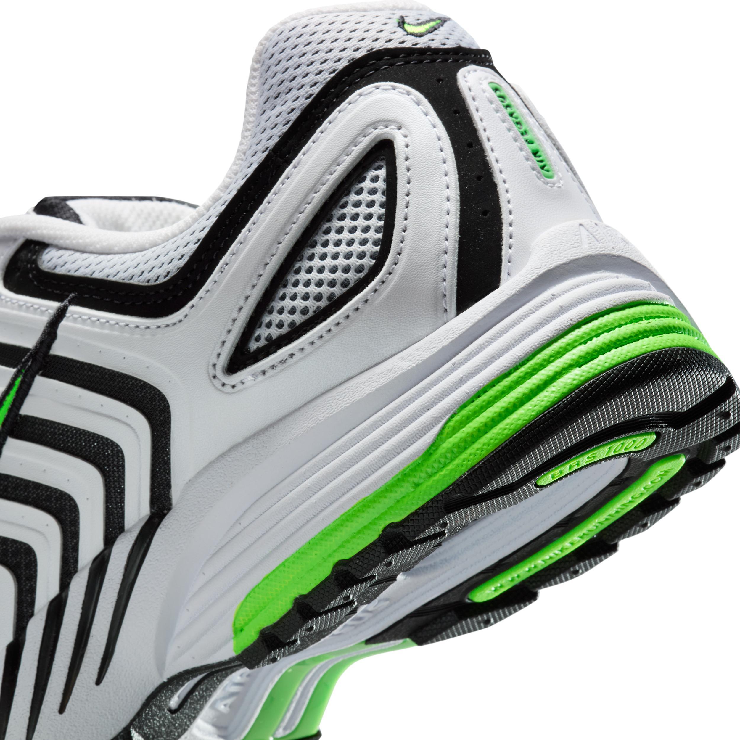 Nike Men's Air Pegasus 2005 Shoes Product Image