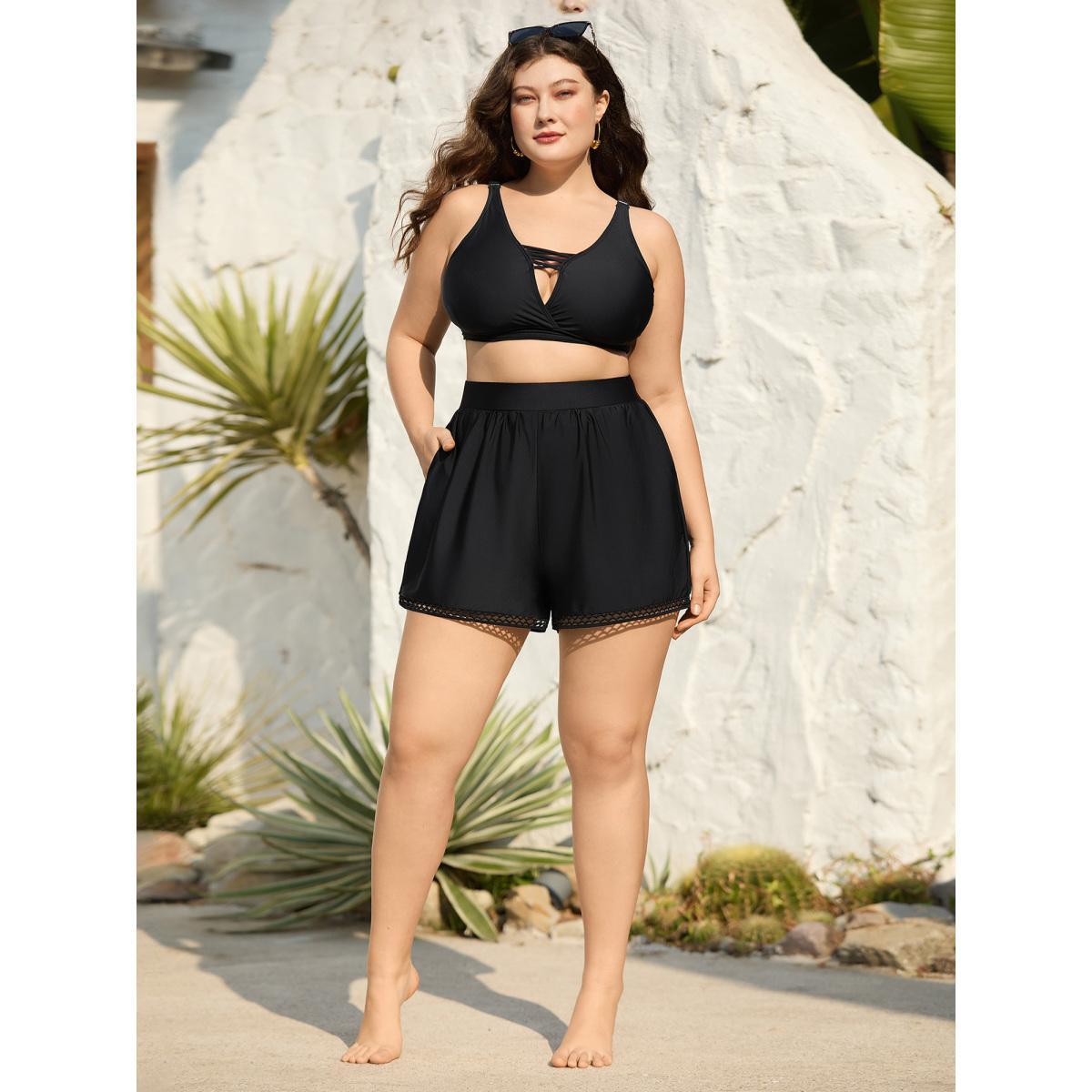 Plus Size Spliced Webbed Pockets Swim Bottoms Women's Swimwear Black Beach Gathered High stretch Bodycon High Rise Slanted pocket Curve Swim Bottoms BloomChic 26/4X Product Image